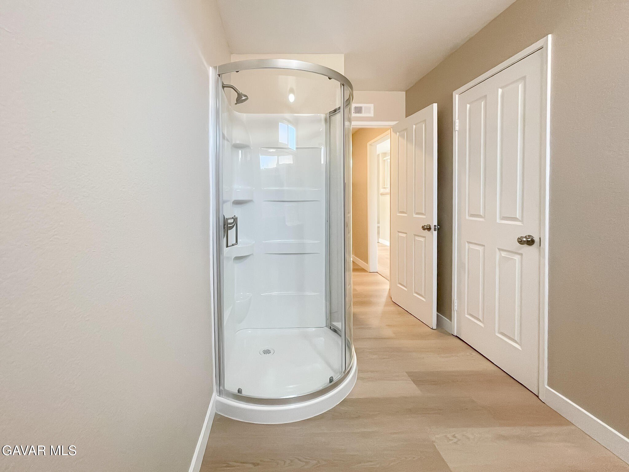 Lancaster, California, 93536, United States, 5 Bedrooms Bedrooms, ,3 BathroomsBathrooms,Residential,For Sale,1921433