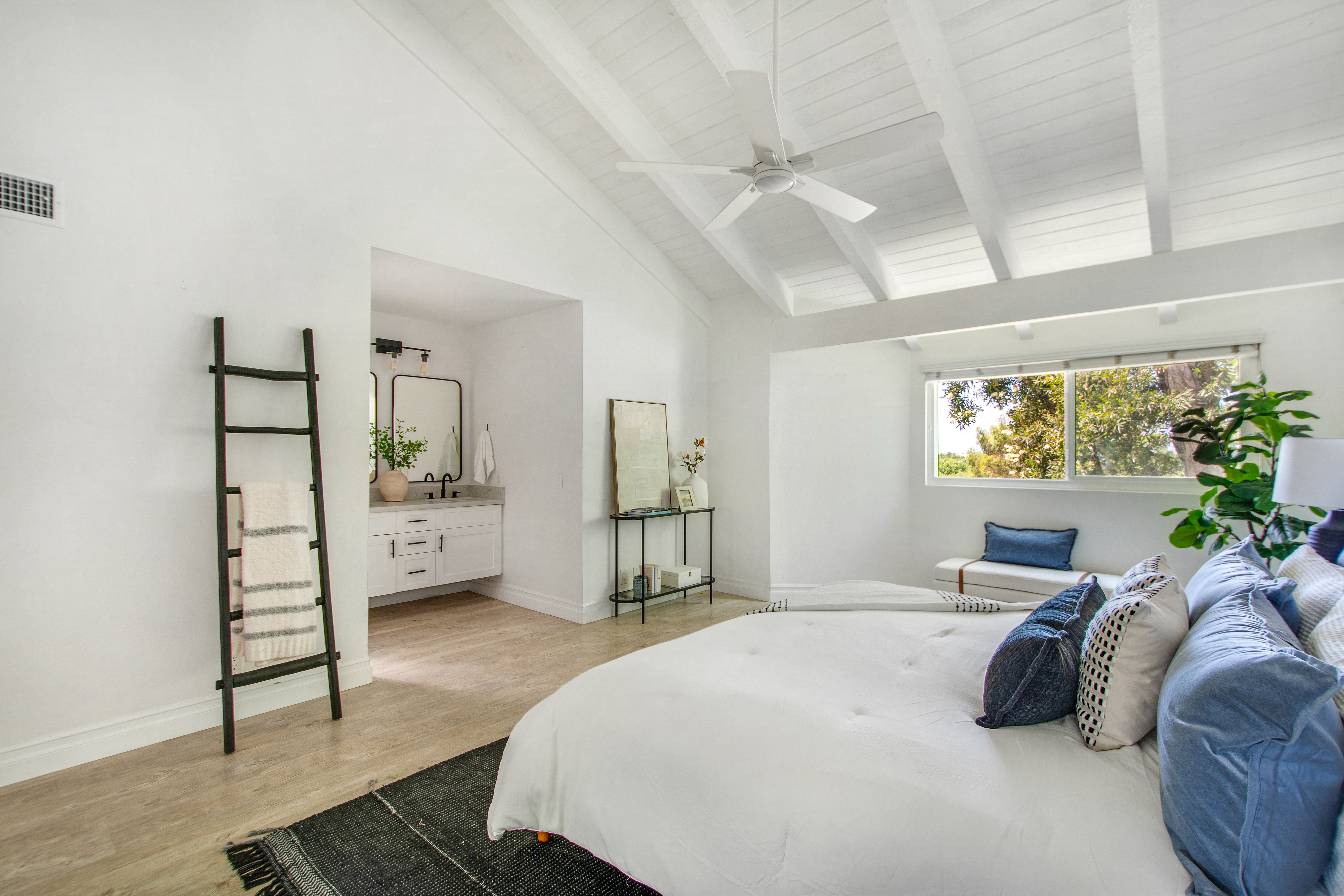  19 Seabird Court, Newport Beach, CA 92663 - 物件實景