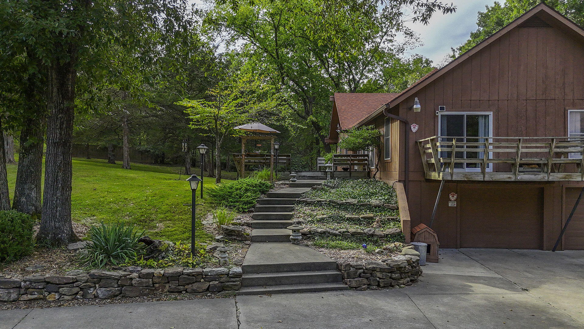 COLUMBIA, Missouri, 65203, United States, 5 Bedrooms Bedrooms, ,3 BathroomsBathrooms,Residential,For Sale,1975322