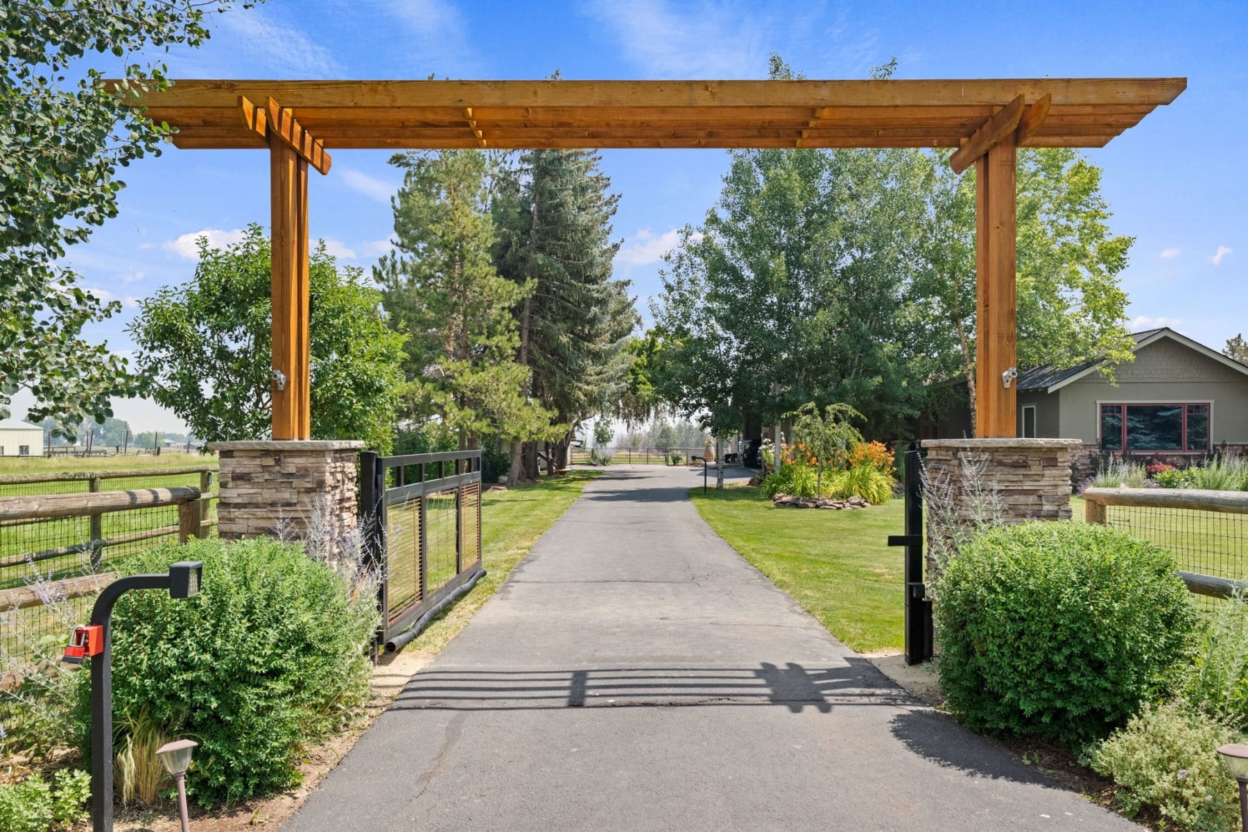 65880 93rd Street Bend, OR 97703 - 物件實景