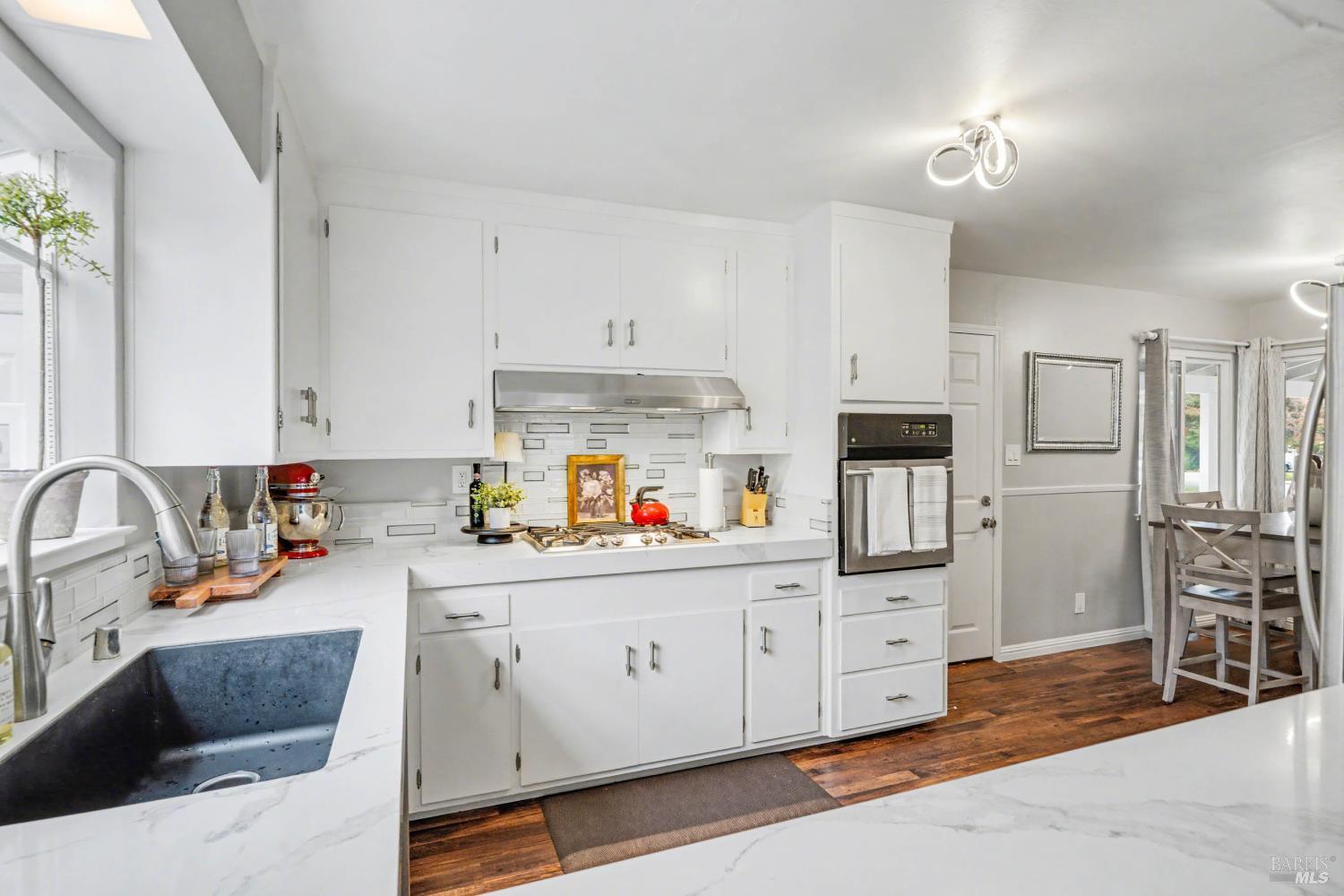 Napa, California, 94558, United States, 3 Bedrooms Bedrooms, ,2 BathroomsBathrooms,Residential,For Sale,2002029