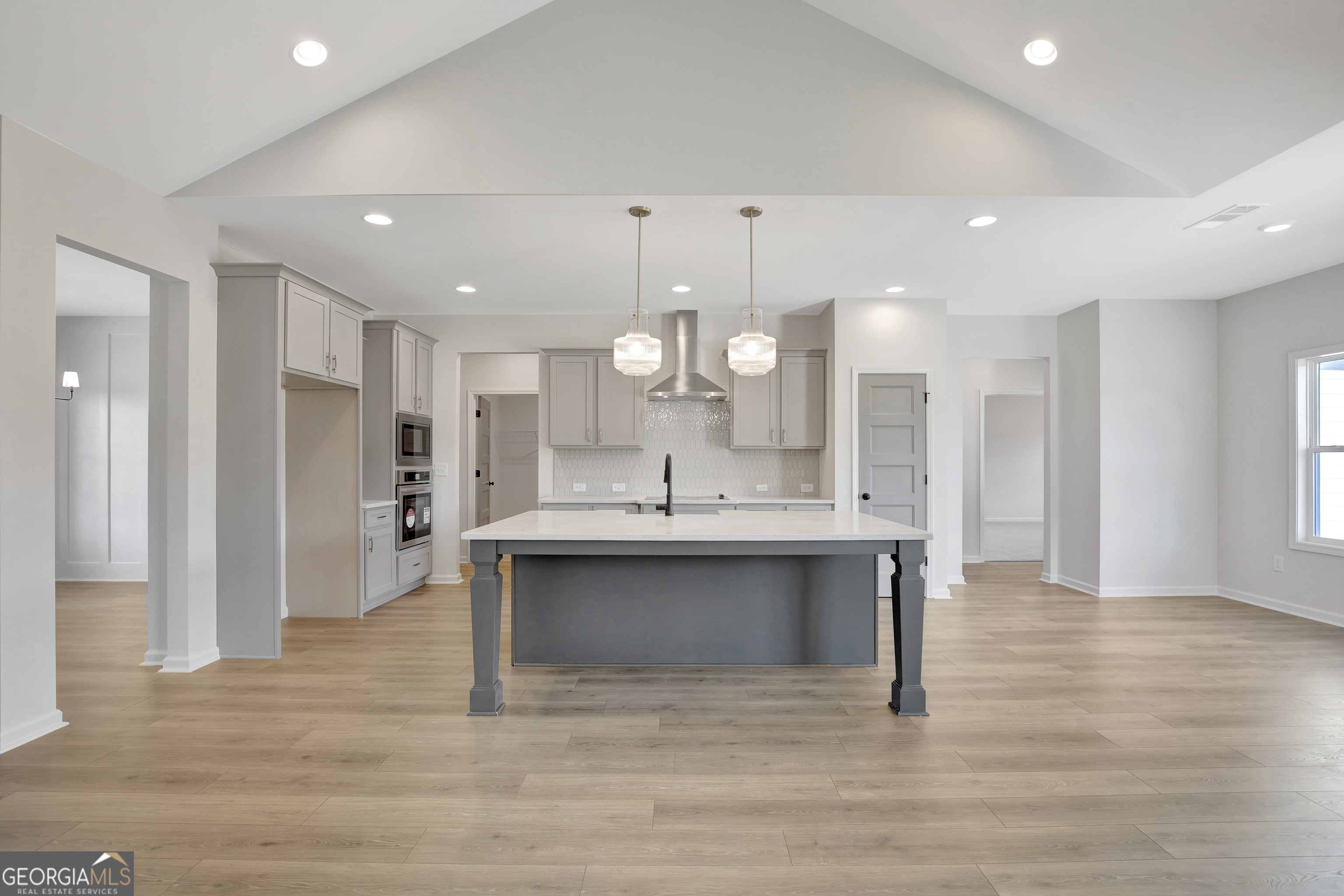 Griffin, Georgia, 30223, United States, 4 Bedrooms Bedrooms, ,3 BathroomsBathrooms,Residential,For Sale,1942083