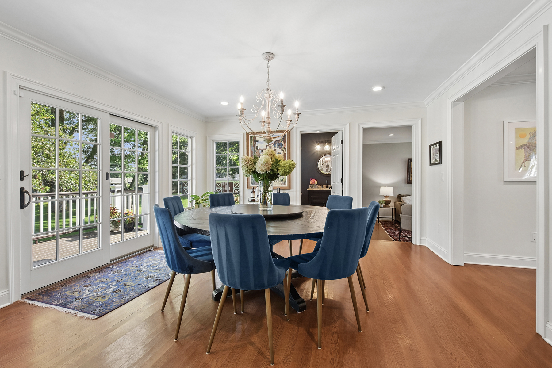  Immaculate Custom Colonial Located on a Traditional Country Setting - 物件實景