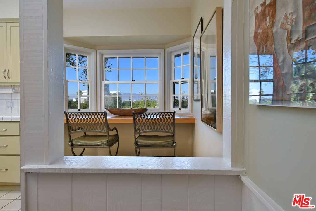 Sherman Oaks, California, 91403, United States, 3 Bedrooms Bedrooms, ,3 BathroomsBathrooms,Residential,For Sale,1989375