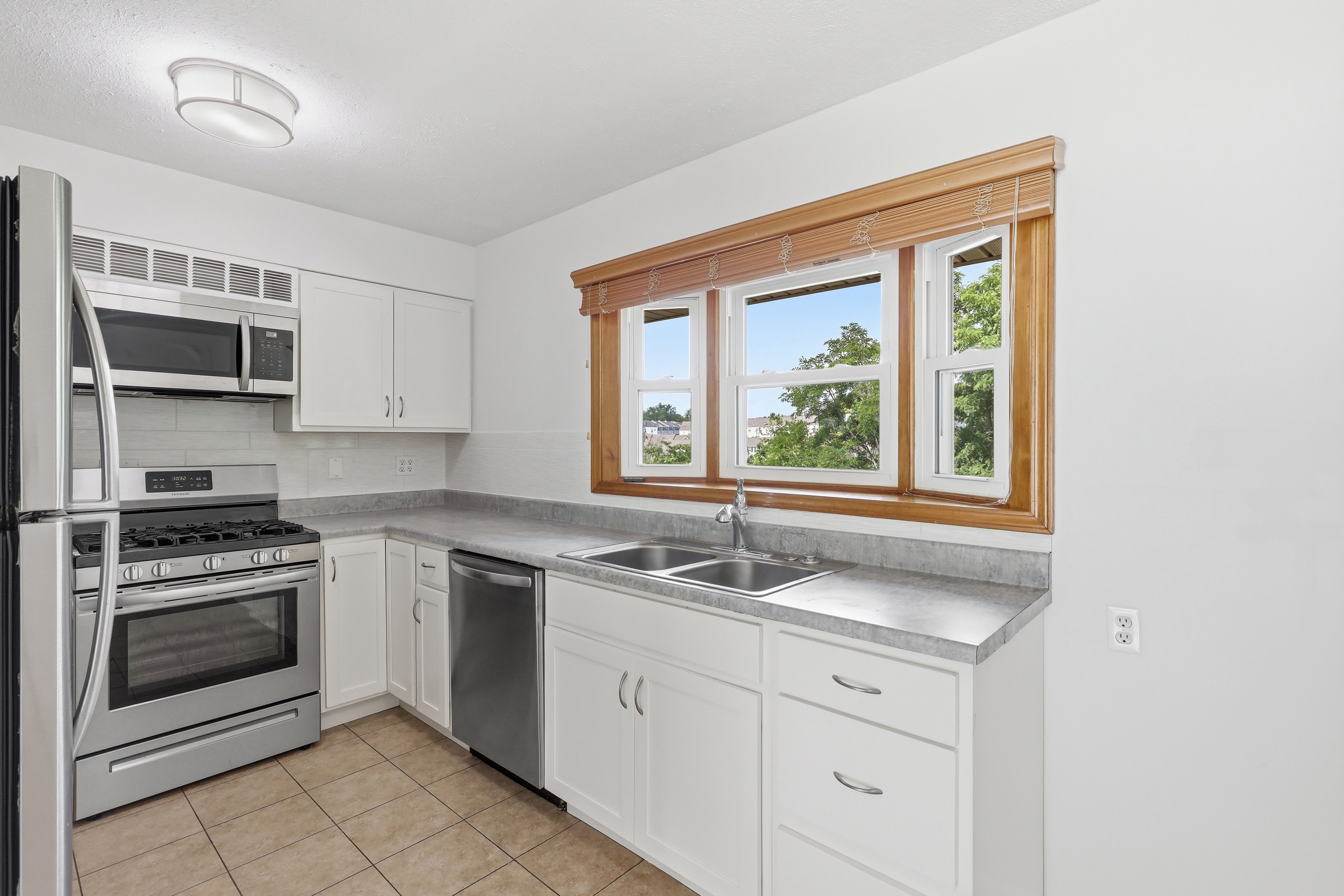  113 Lycoming Drive, Carnot-Moon, PA 15108 - 物件實景