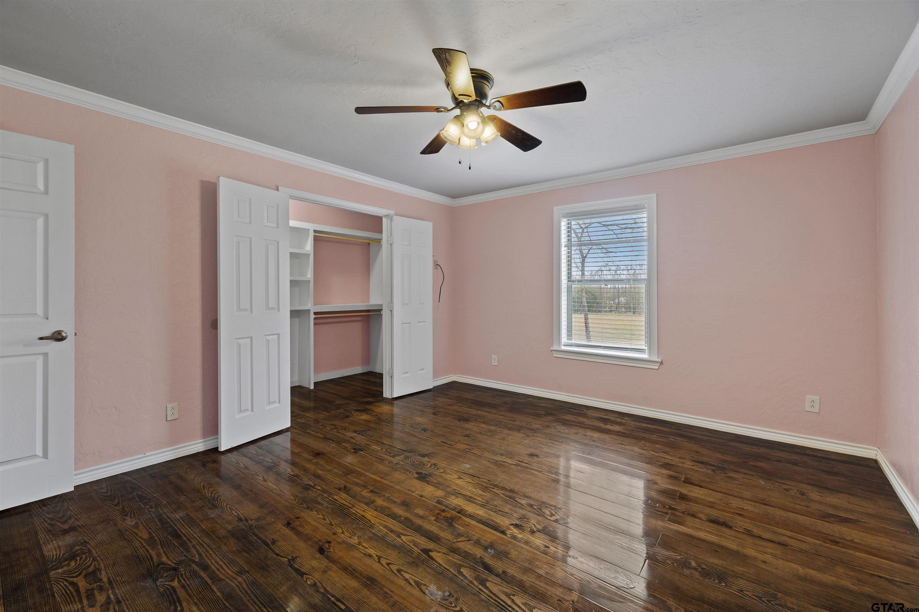 Pittsburg, Texas, 75686, United States, 5 Bedrooms Bedrooms, ,5 BathroomsBathrooms,Residential,For Sale,2005236