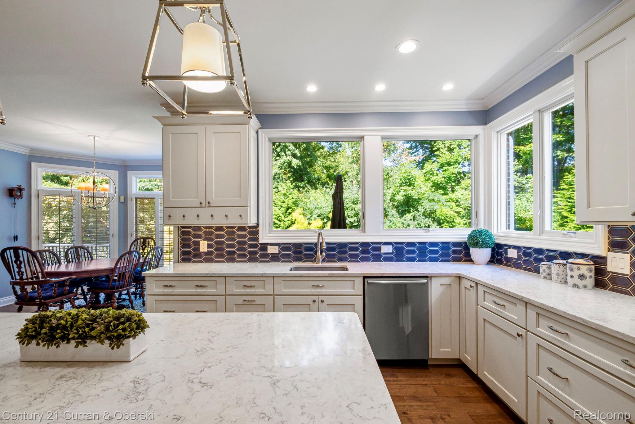 Novi, Michigan, 48374, United States, 4 Bedrooms Bedrooms, ,6 BathroomsBathrooms,Residential,For Sale,1914653