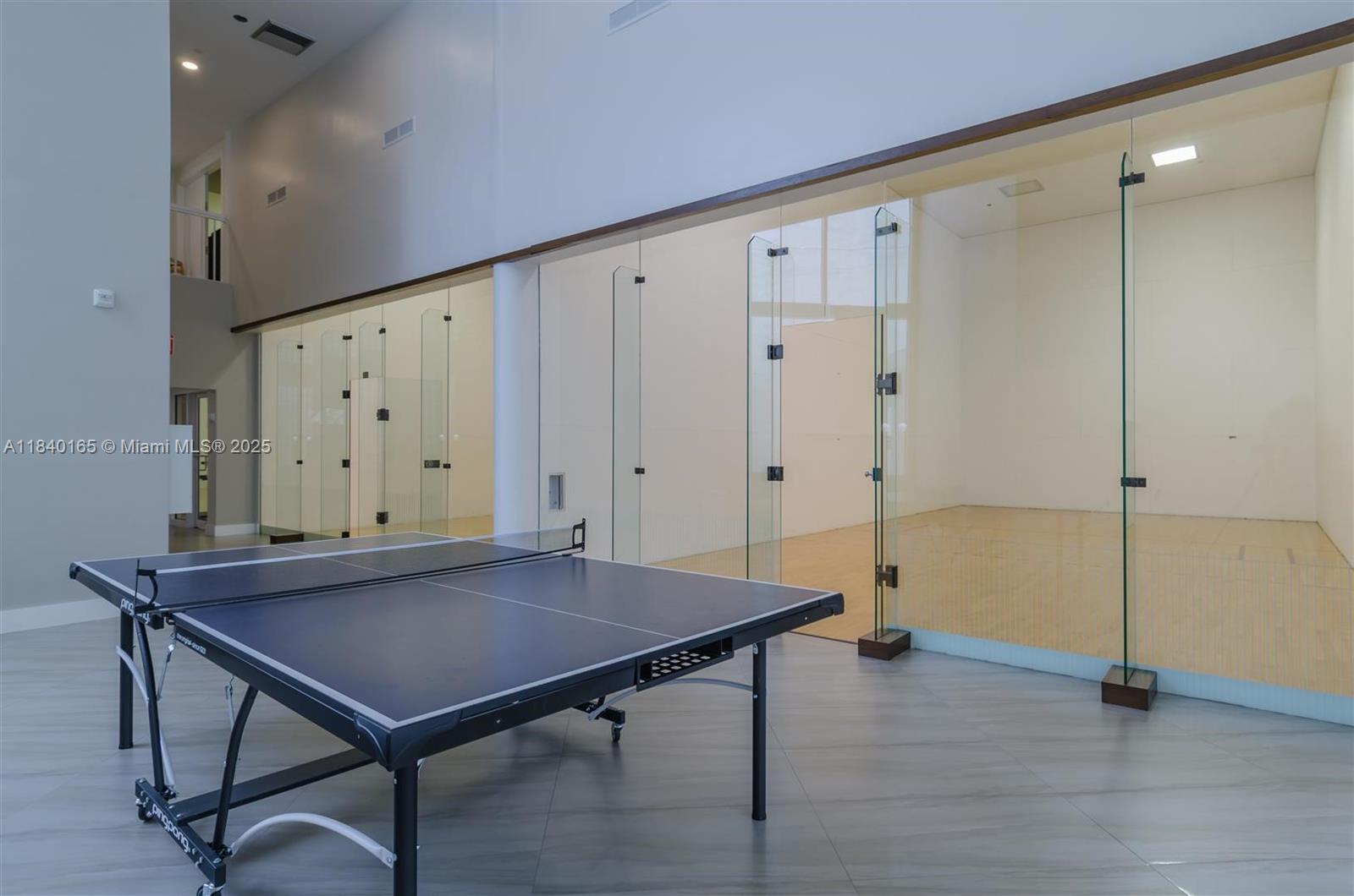 Aventura, Florida, 33180, United States, 2 Bedrooms Bedrooms, ,2 BathroomsBathrooms,Residential,For Sale,1897536