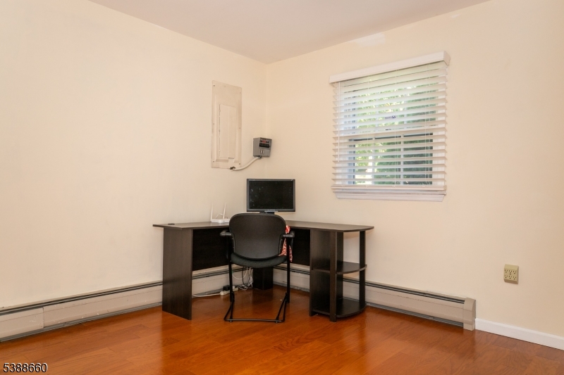 Parsippany, New Jersey, 07054-2126, United States, 4 Bedrooms Bedrooms, ,3 BathroomsBathrooms,Residential,For Sale,1976292