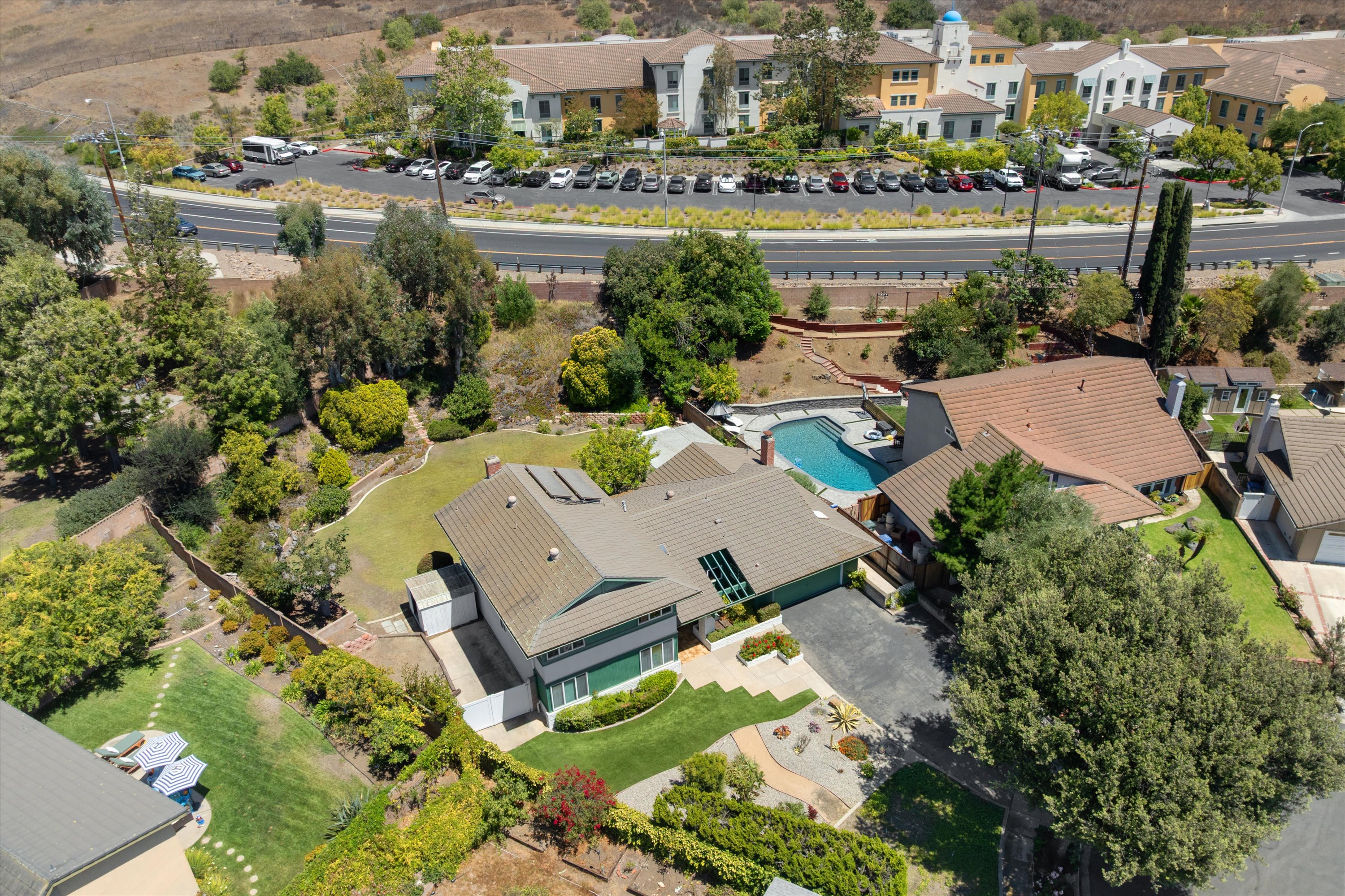 Thousand Oaks, California, 91360, United States, 5 Bedrooms Bedrooms, ,3 BathroomsBathrooms,Residential,For Sale,1895028