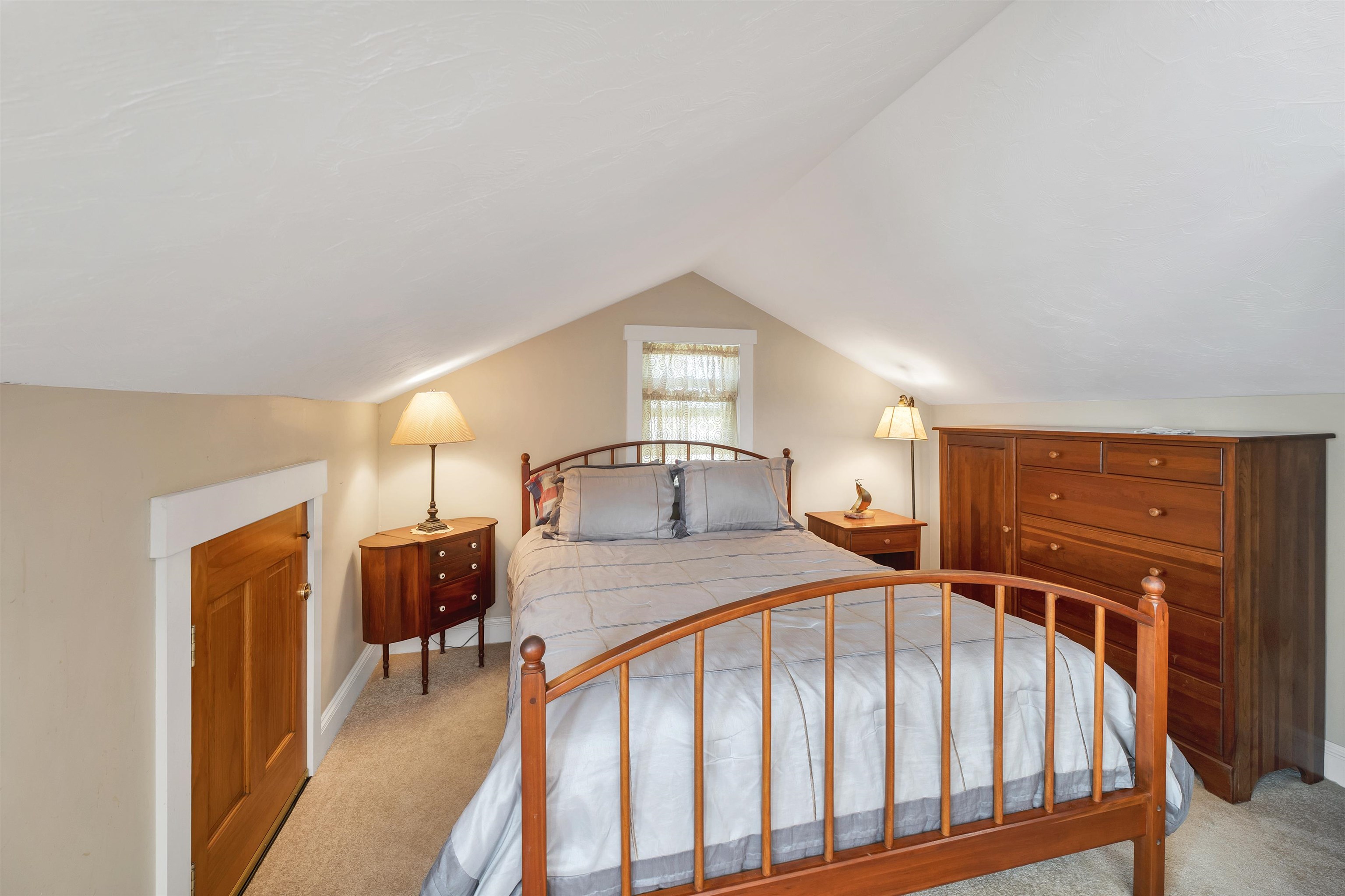 Gilford, New Hampshire, 03249, United States, 3 Bedrooms Bedrooms, ,3 BathroomsBathrooms,Residential,For Sale,1875899