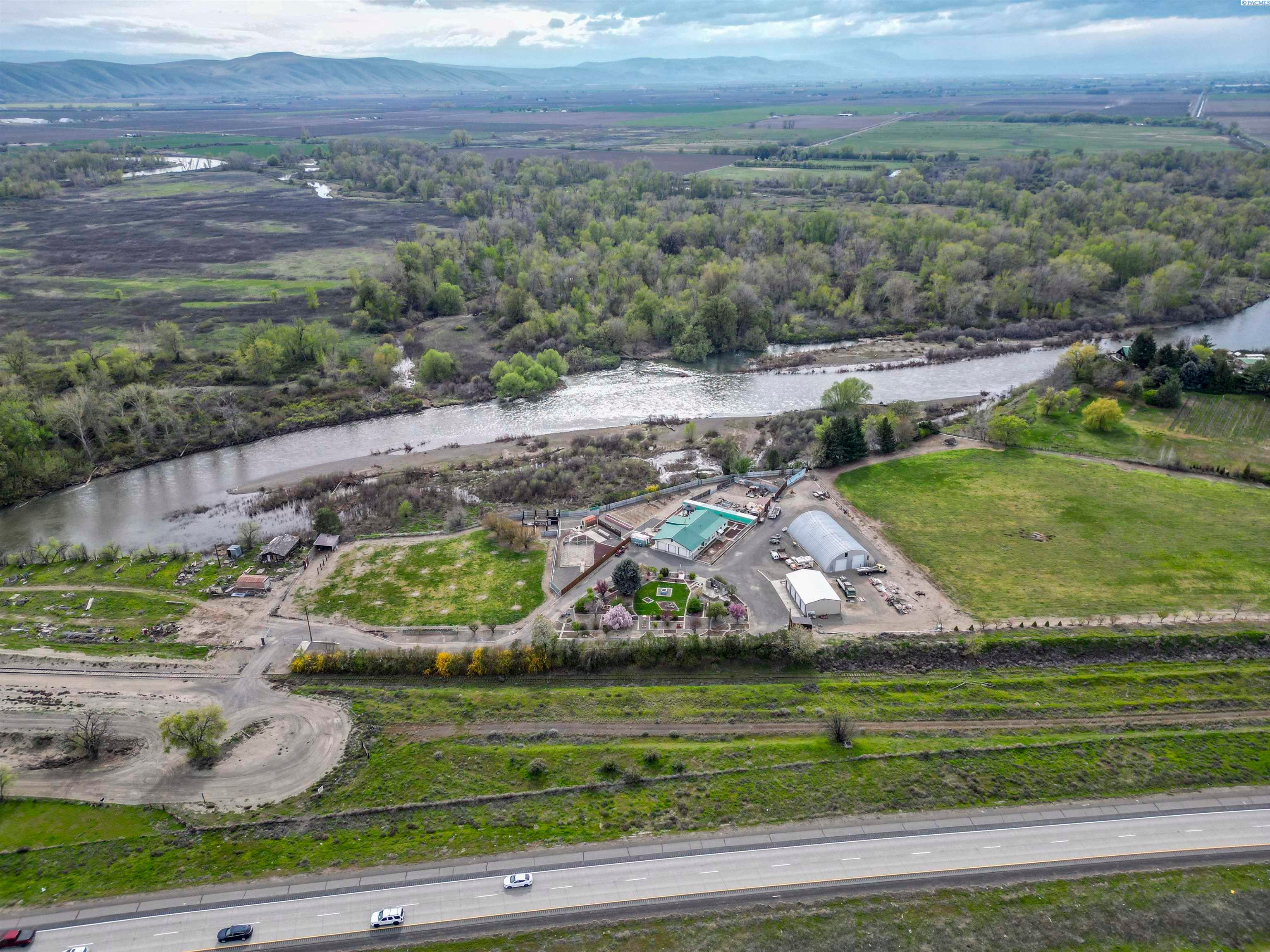 Granger, Washington, 98932, United States, 4 Bedrooms Bedrooms, ,1 BathroomBathrooms,Residential,For Sale,1975233