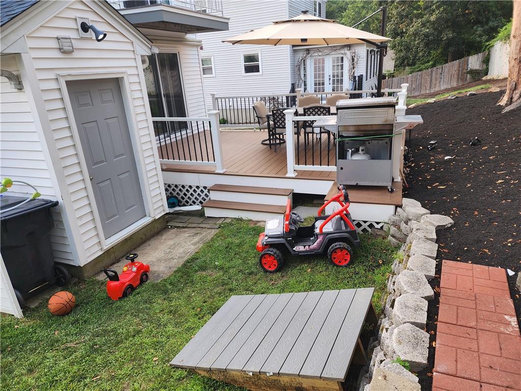 North Providence, Rhode Island, 02904, United States, 3 Bedrooms Bedrooms, ,3 BathroomsBathrooms,Residential,For Sale,1930462