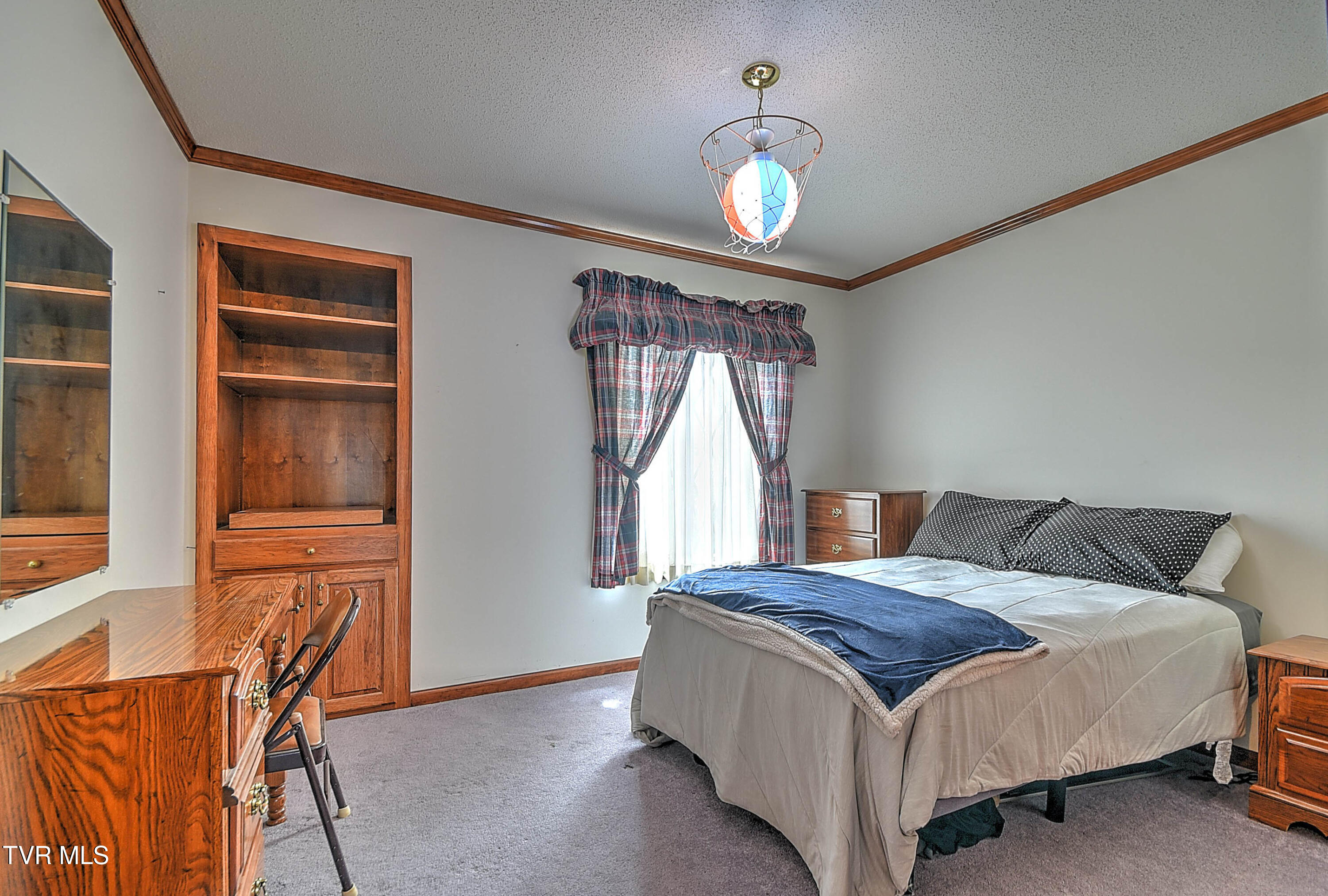 Greeneville, Tennessee, 37745, United States, 4 Bedrooms Bedrooms, ,4 BathroomsBathrooms,Residential,For Sale,1899304