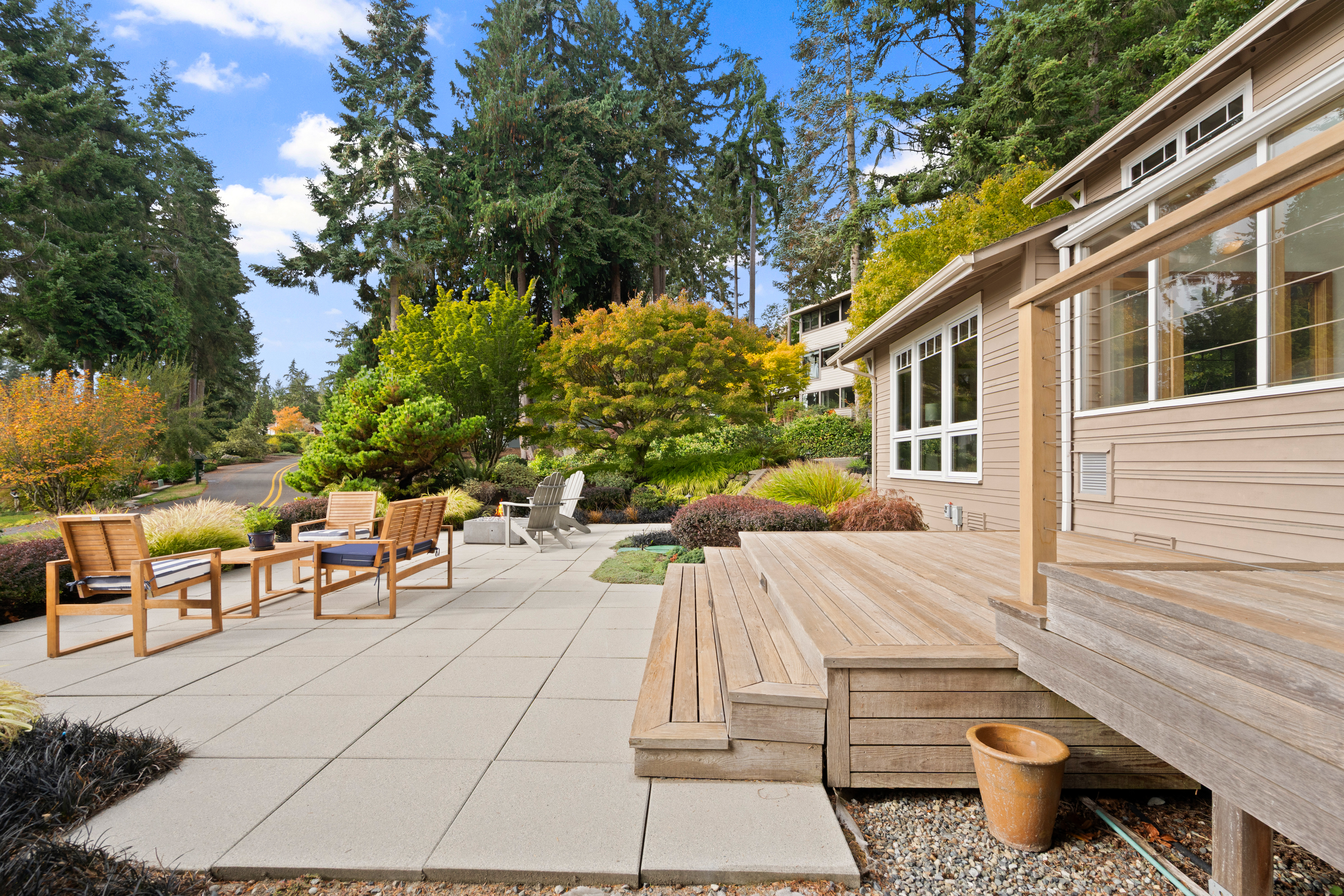 9796 NE Murden Cove Dr, Bainbridge Island, WA 98110 - 物件實景