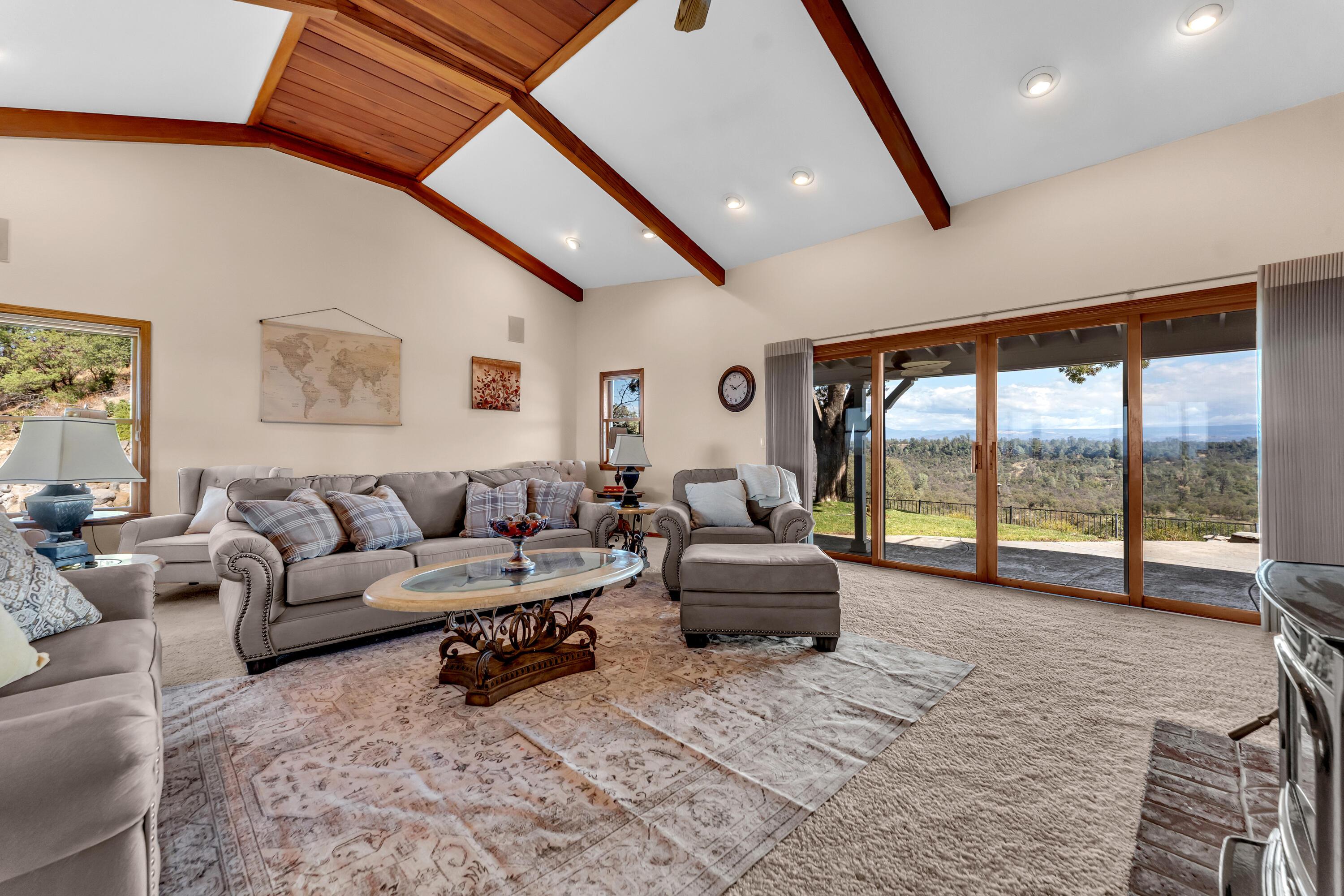 Palo Cedro, California, 96073, United States, 4 Bedrooms Bedrooms, ,3 BathroomsBathrooms,Residential,For Sale,1993452