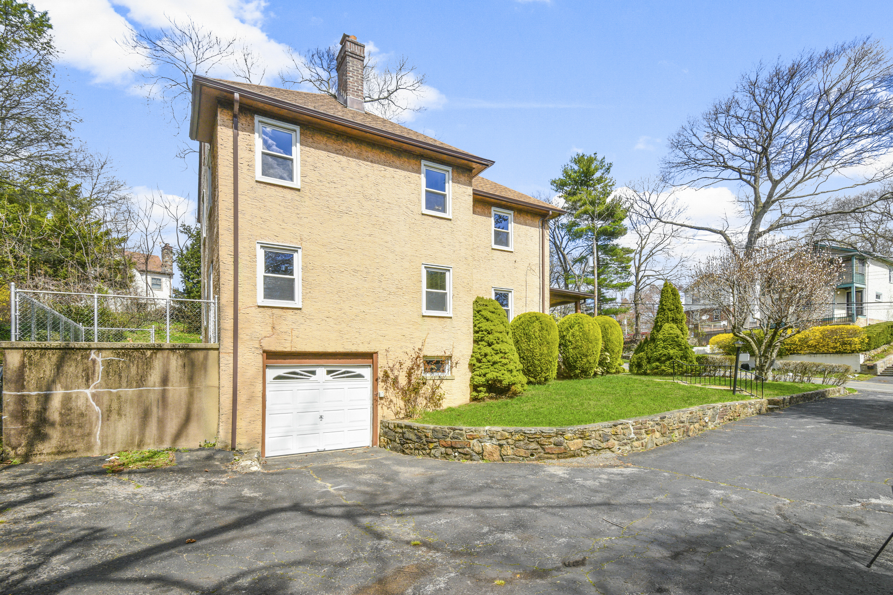  Charming Larchmont Colonial - 物件實景