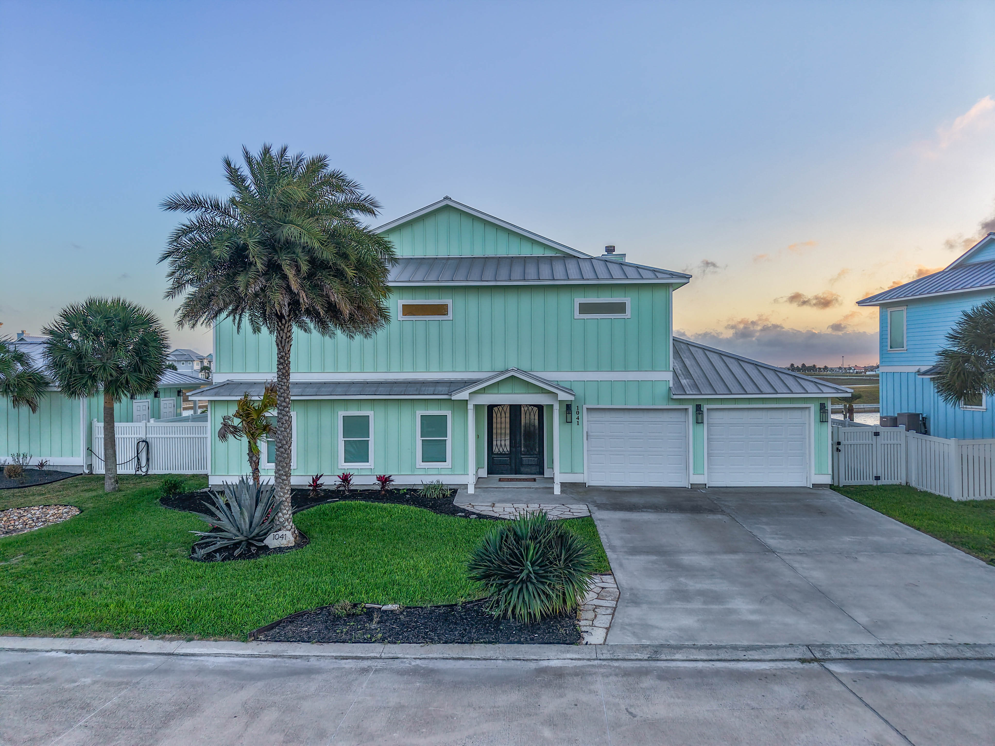  Waterfront Residence In The Islands Of Rockport - 物件實景