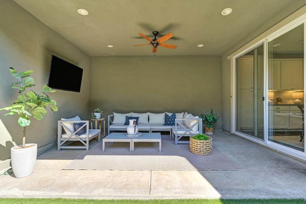 Sacramento, California, 95816, United States, 3 Bedrooms Bedrooms, ,3 BathroomsBathrooms,Residential,For Sale,1916793