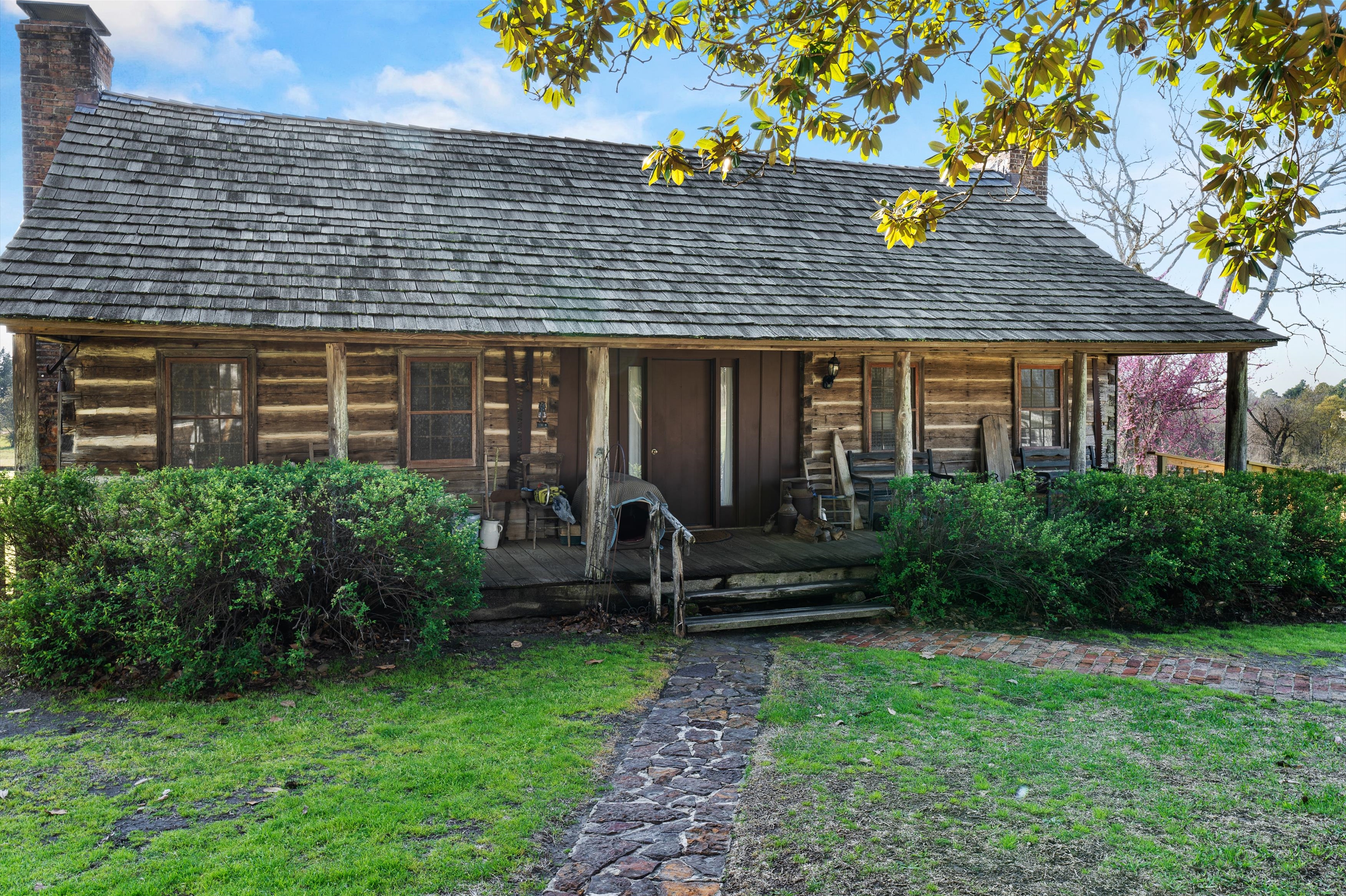 Cushing, Texas, 75760, United States, 3 Bedrooms Bedrooms, ,2 BathroomsBathrooms,Residential,For Sale,1978449