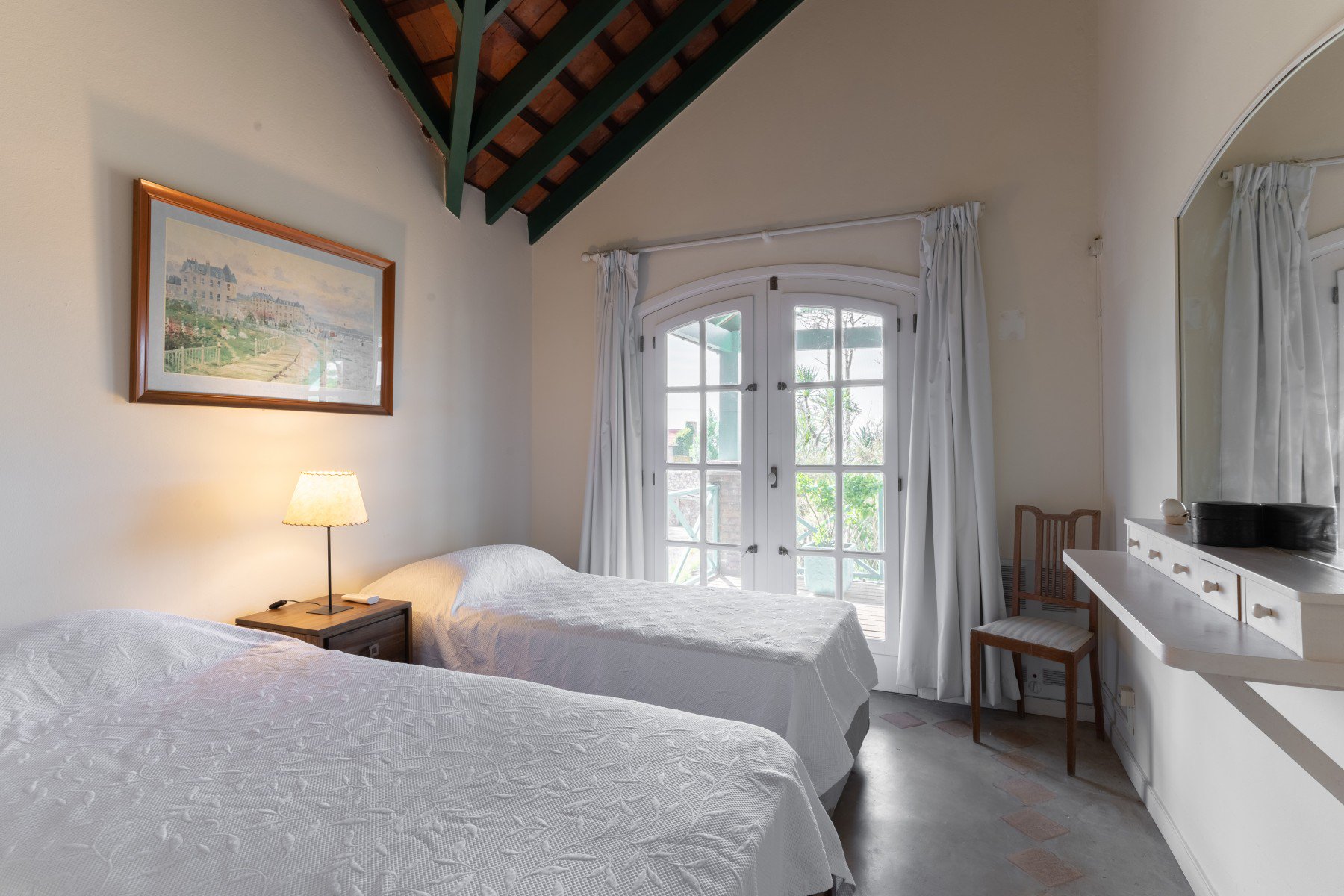  Spacious Family House with 4 Bedrooms and Full Service - 物件實景