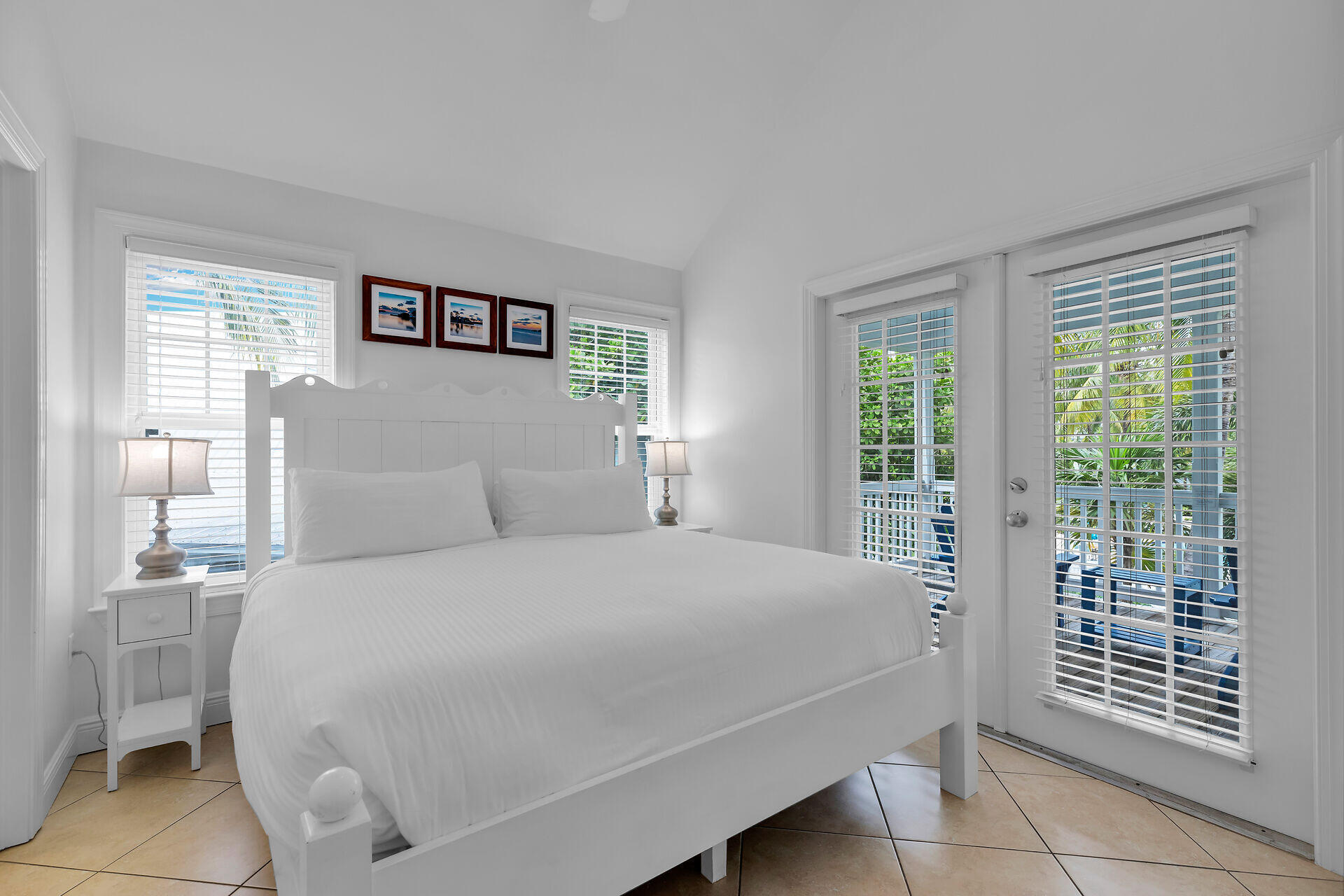 MARATHON, Florida, 33050, United States, 3 Bedrooms Bedrooms, ,4 BathroomsBathrooms,Residential,For Sale,1804124