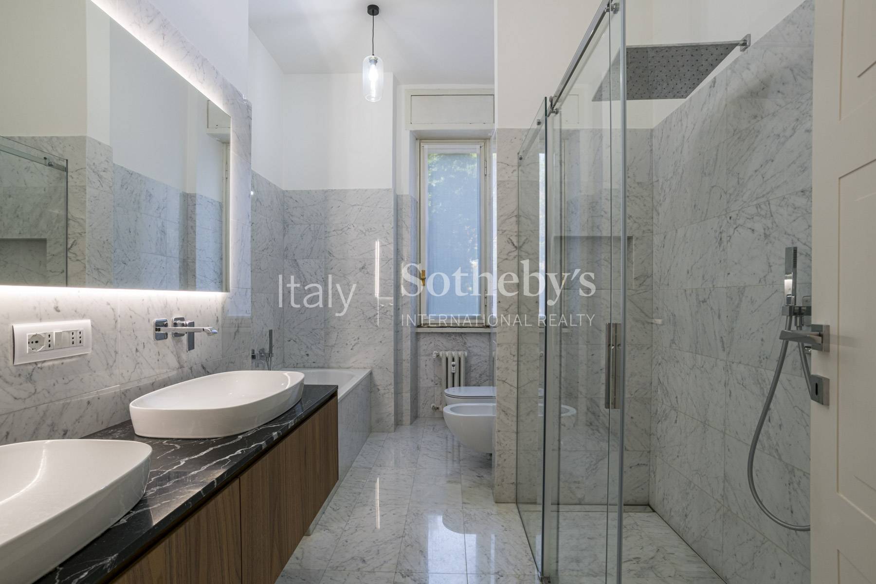 Fine renovated large scale apartment - 物件實景