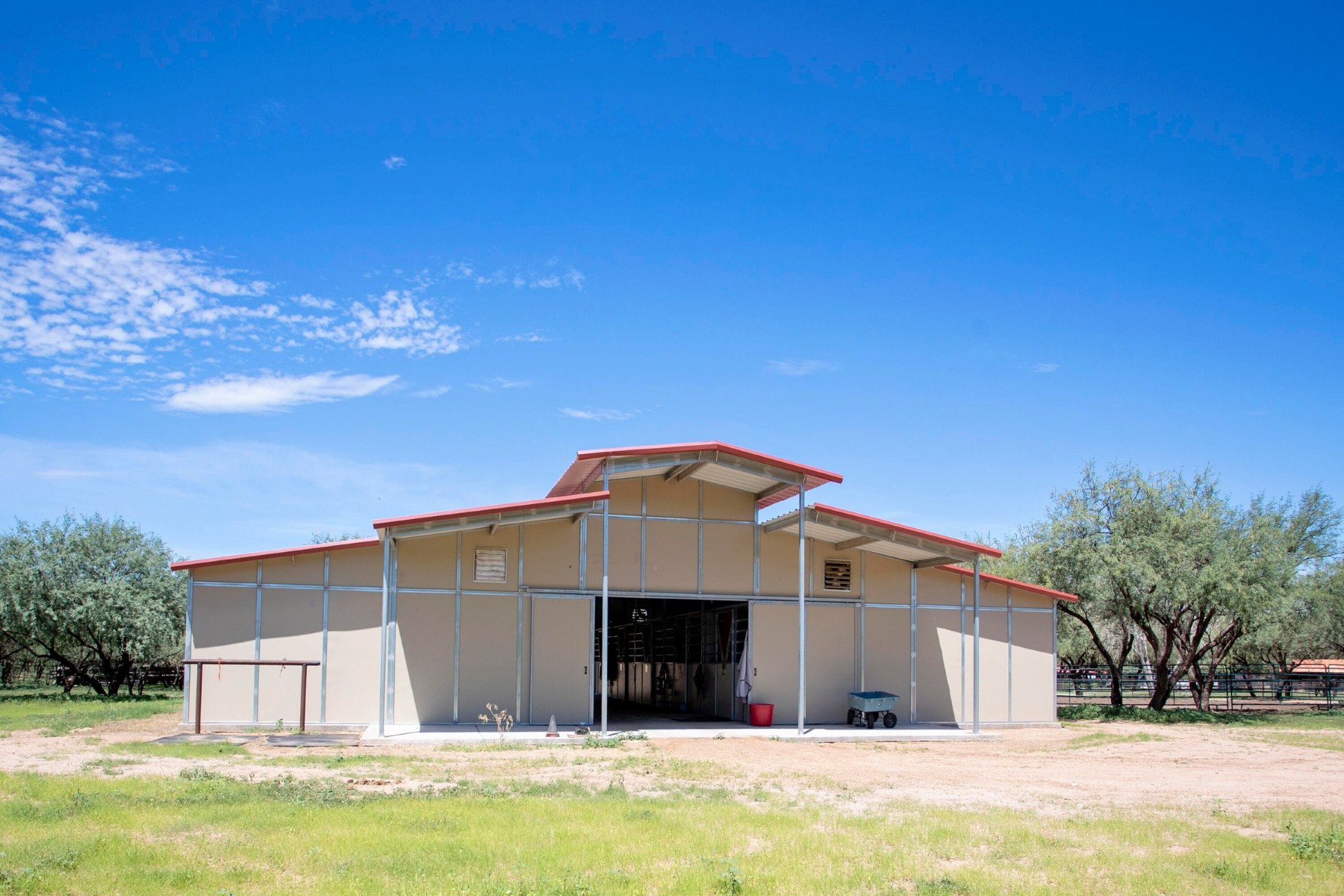  3155 W Elephant Head Road¦Amado, AZ - 物件實景