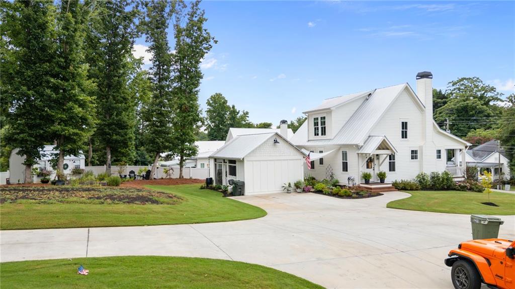 Cleveland, Georgia, 30528, United States, 3 Bedrooms Bedrooms, ,3 BathroomsBathrooms,Residential,For Sale,1905575