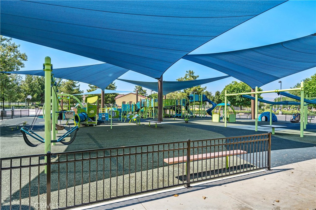 Valencia, California, 91354, United States, 4 Bedrooms Bedrooms, ,3 BathroomsBathrooms,Residential,For Sale,2001719