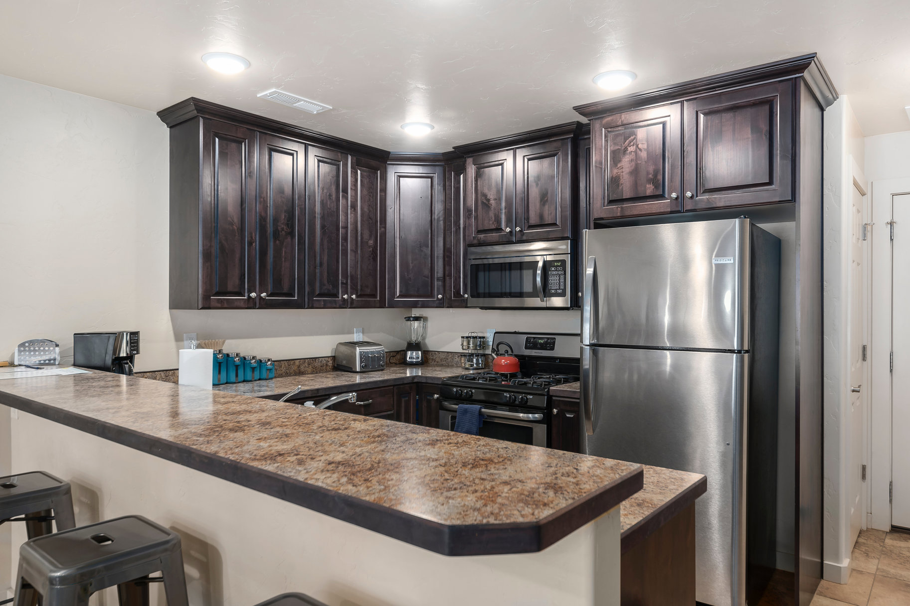  Turn Key Nightly Rental with Pool, Views and Proven Income - 物件實景