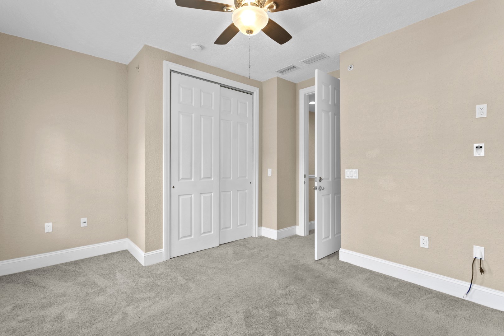 Tampa, Florida, 33606, United States, 3 Bedrooms Bedrooms, ,3 BathroomsBathrooms,Residential,For Sale,2012013