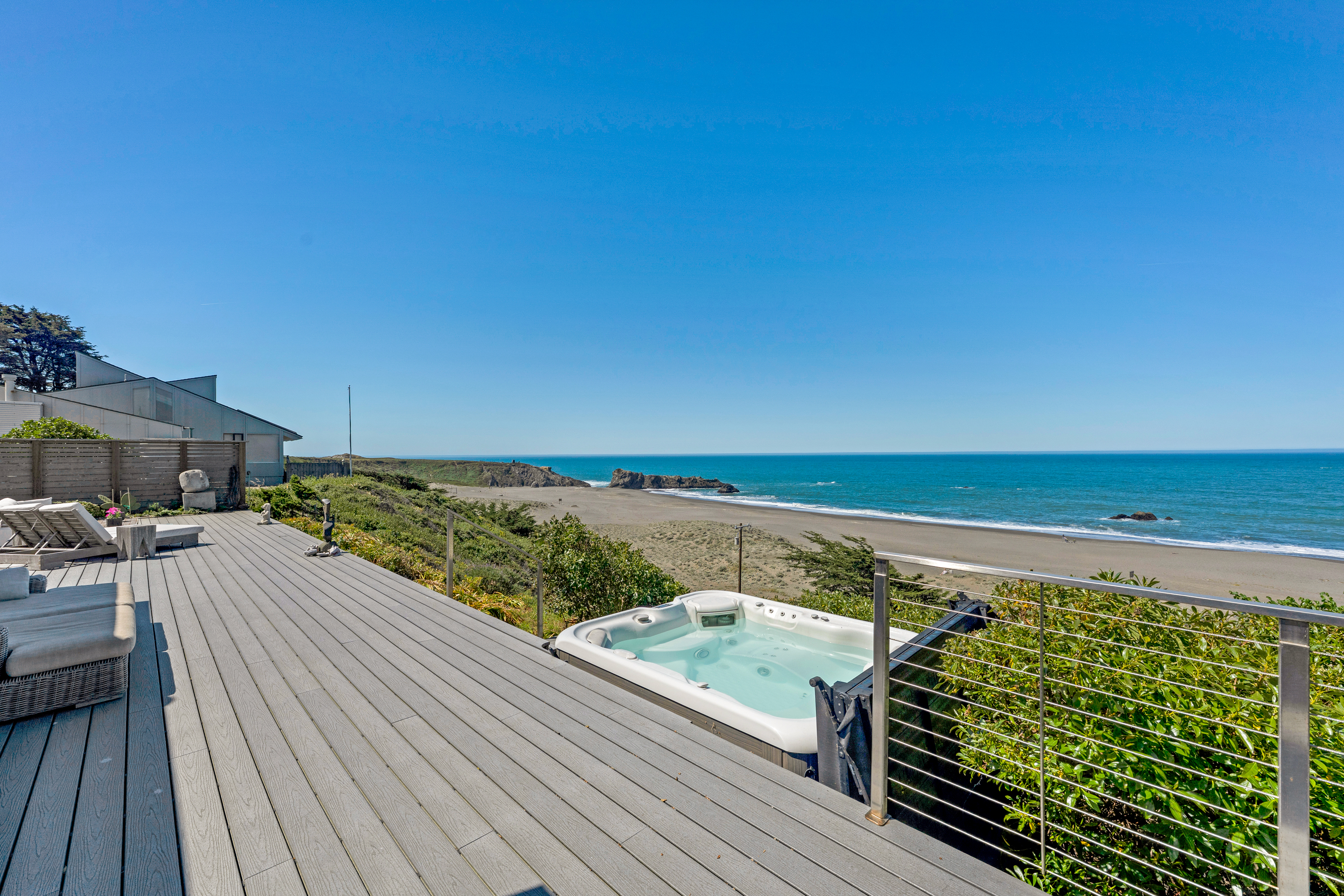  7187 Cliff Avenue, Bodega Bay, CA 94923 - 物件實景