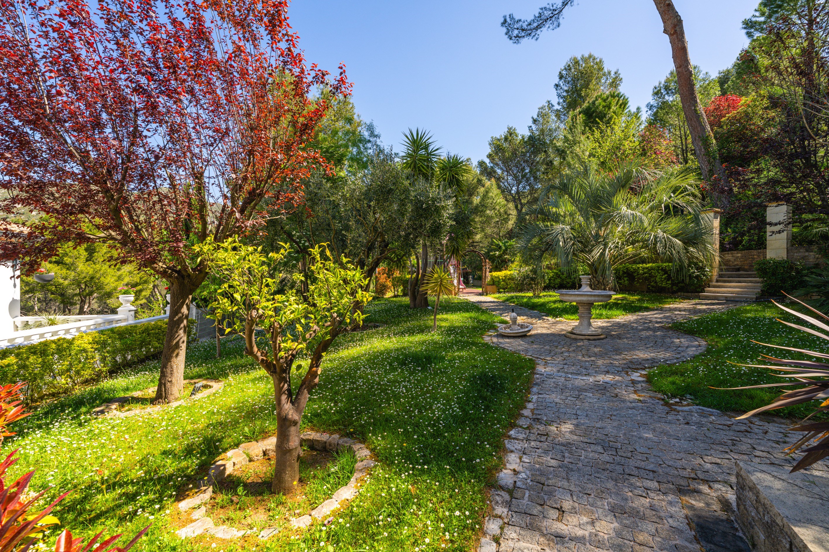  Gémenos – Family Property with Pool and Expansive Garden - 物件實景