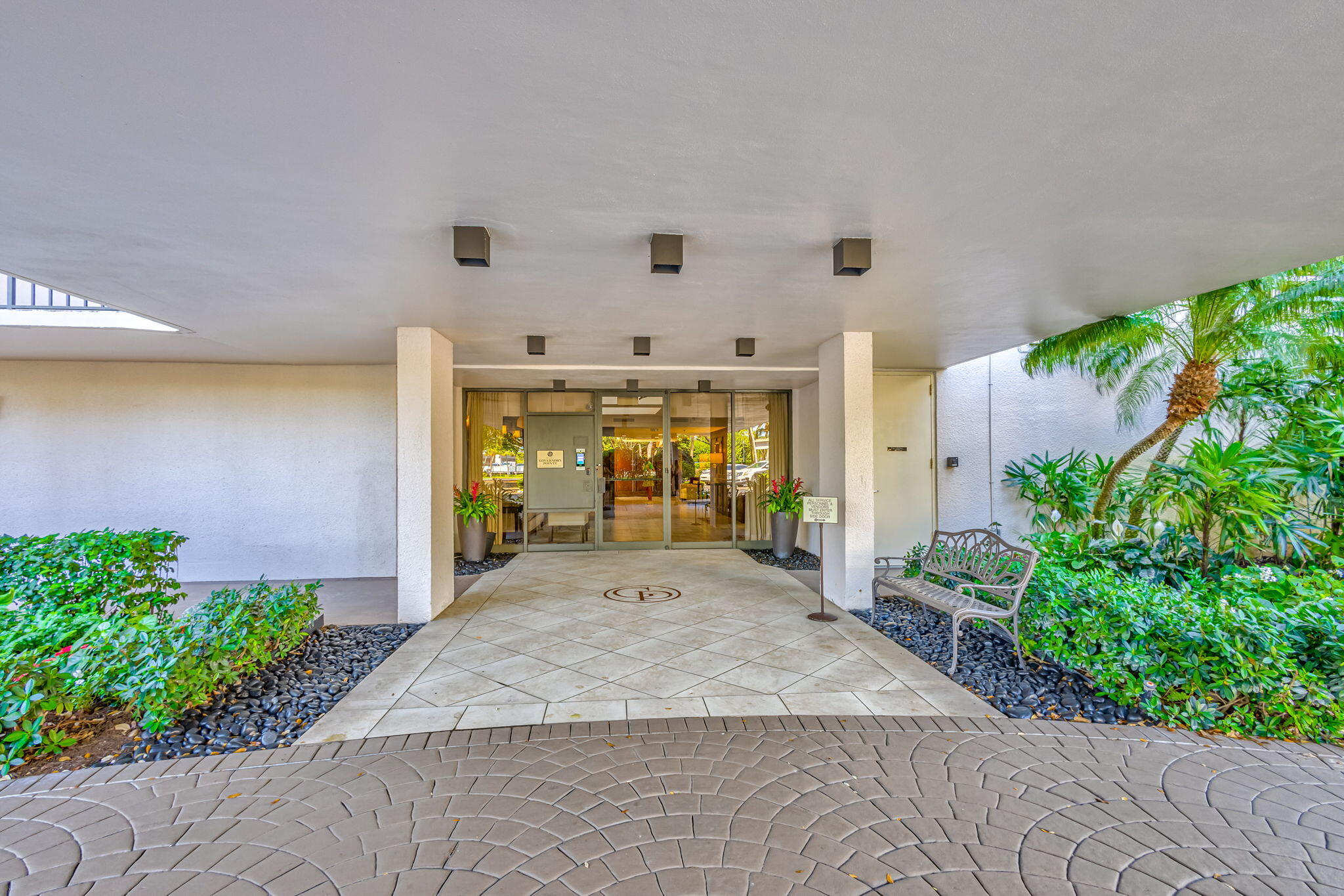 North Palm Beach, Florida, 33408, United States, 2 Bedrooms Bedrooms, ,2 BathroomsBathrooms,Residential,For Sale,1940741