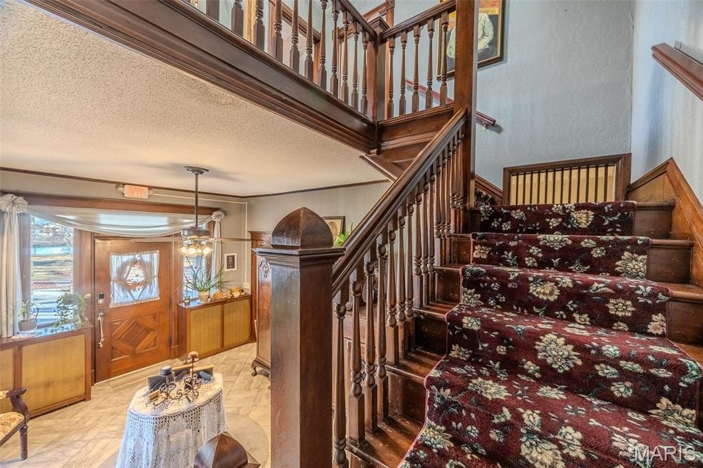 Lebanon, Missouri, 65536, United States, 3 Bedrooms Bedrooms, ,4 BathroomsBathrooms,Residential,For Sale,2017638