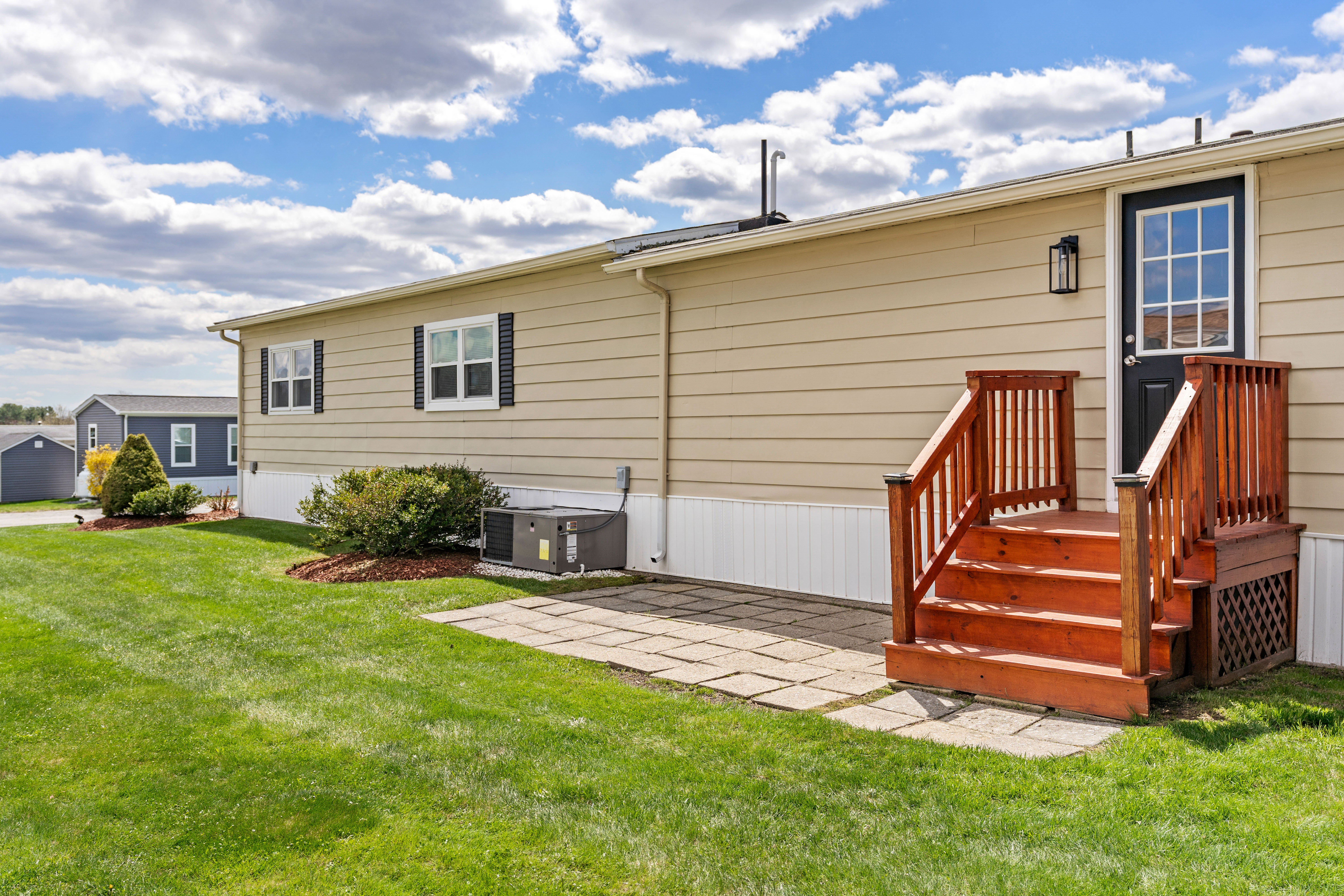  46 Louie Lane, Raynham, MA, 02767 - 物件實景