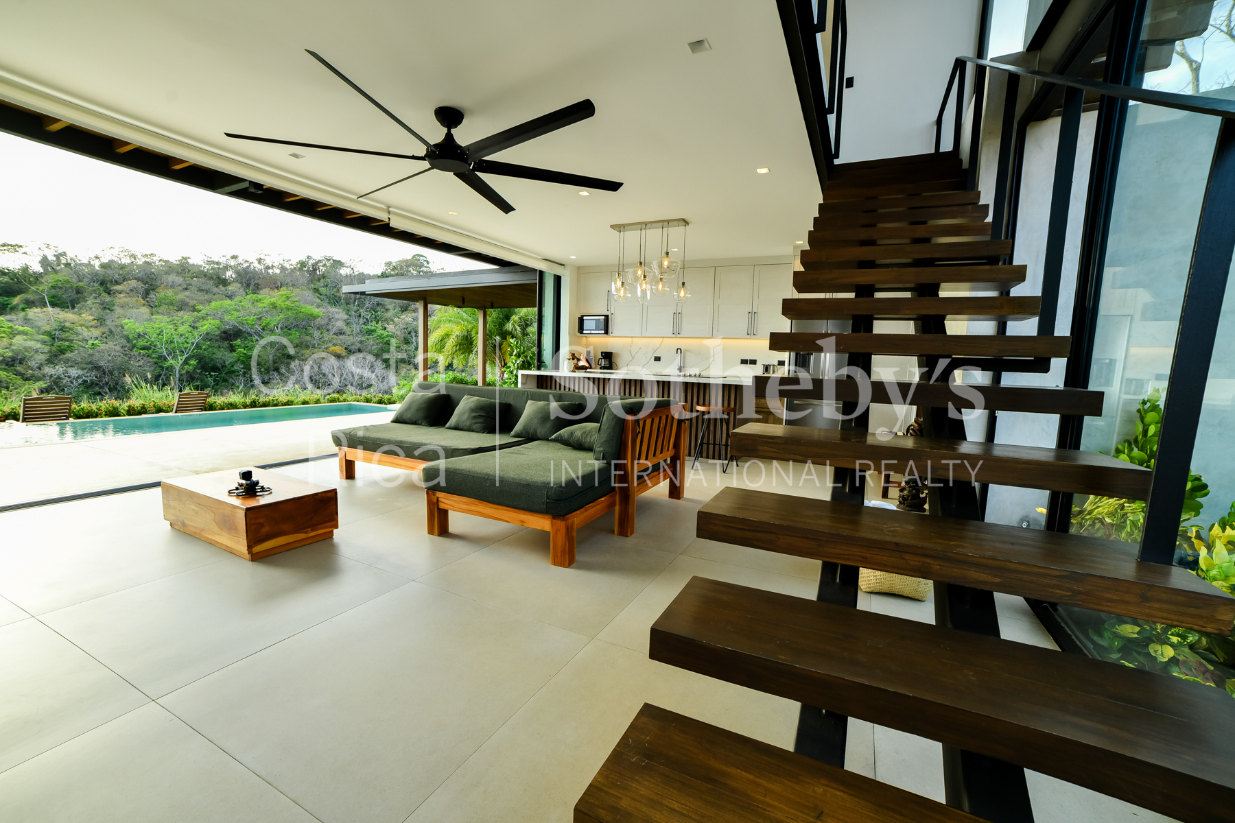  Panoramic Ocean & Mountain View Home - 物件實景