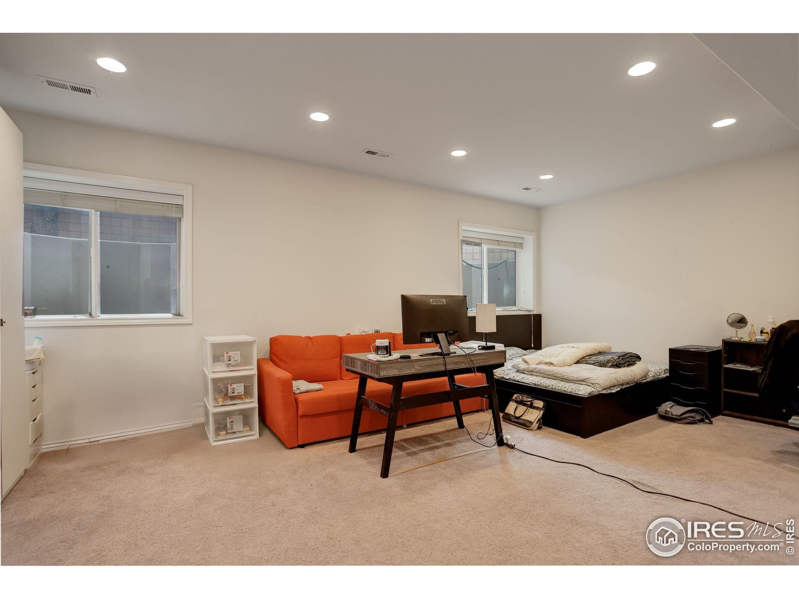 Boulder, Colorado, 80303, United States, 4 Bedrooms Bedrooms, ,3 BathroomsBathrooms,Residential,For Sale,1940401