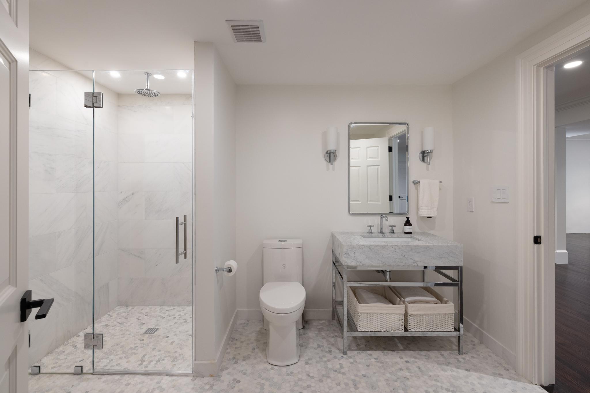  8611 Country Club Drive, Bethesda, MD, 20817 - 物件實景