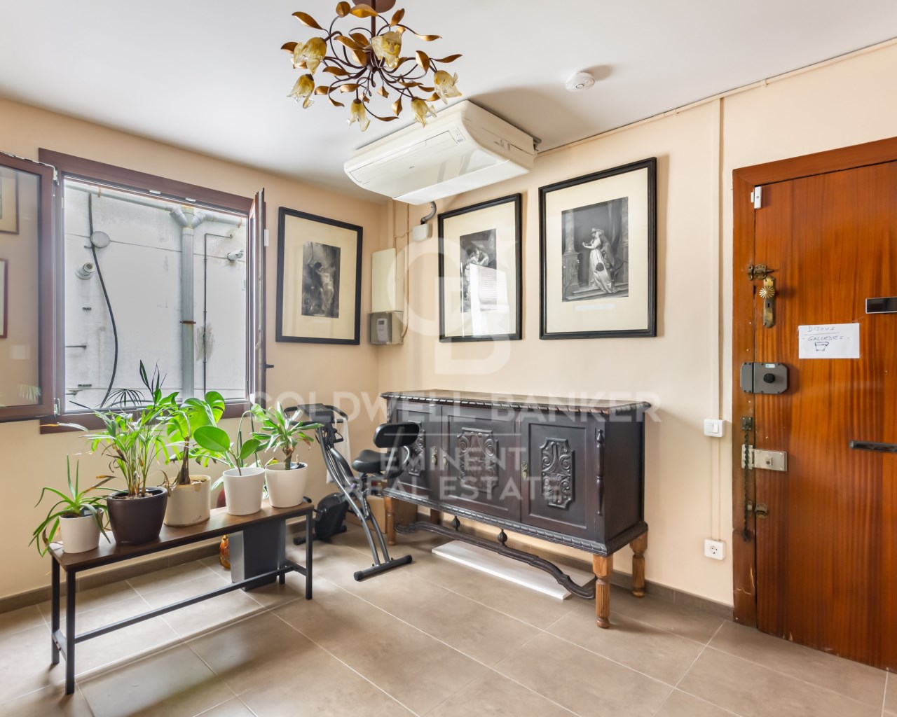 Barcelona, Barcelona, Ciutat Vella, El G?tic Barce, Barcelona, Catalonia, ES, 4 Bedrooms Bedrooms, ,1 BathroomBathrooms,Residential,For Sale,Barcelona, Barcelona, Ciutat Vella, El G?tic Barce,1620634