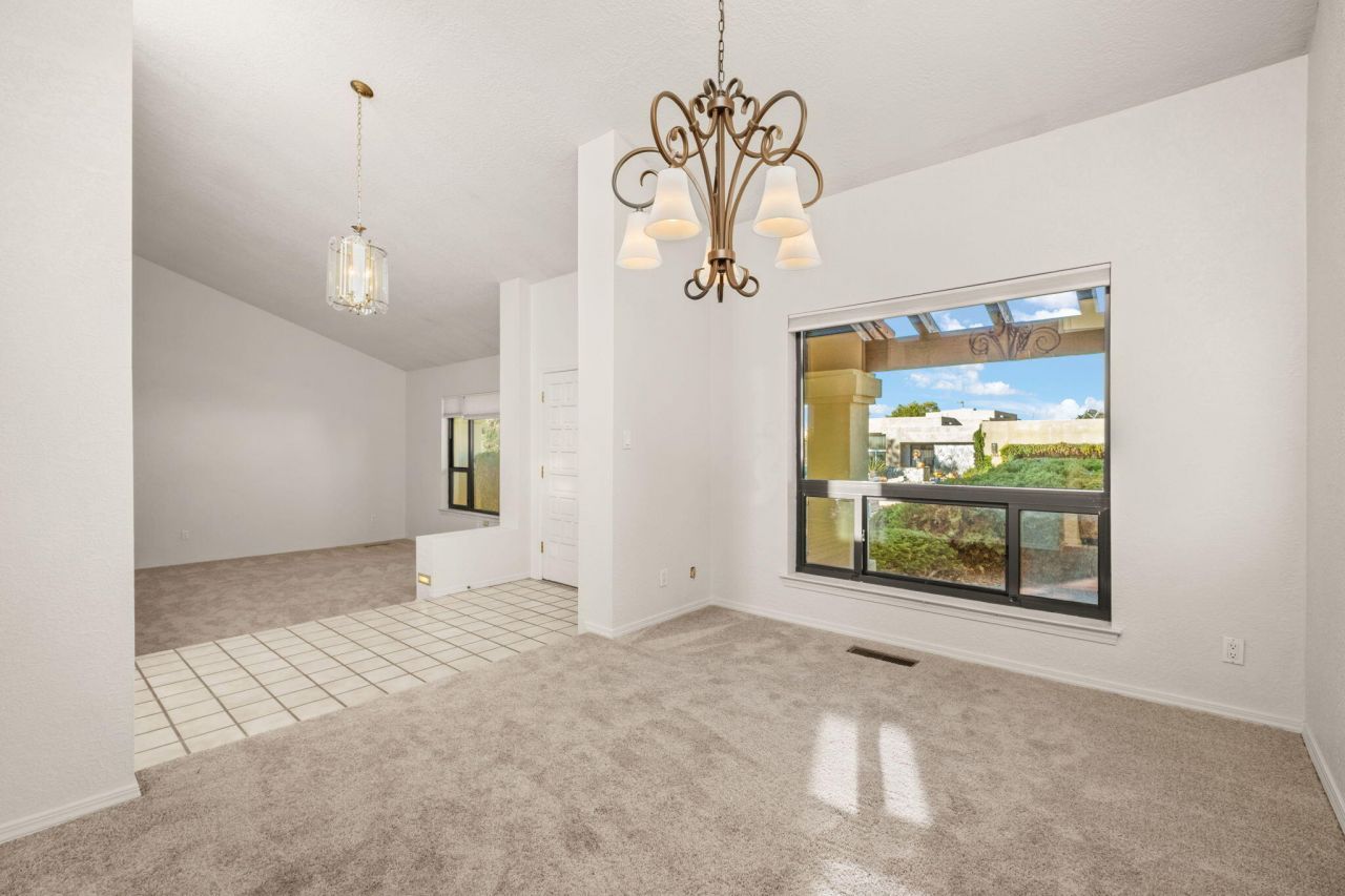 Albuquerque, New Mexico, 87111, United States, 4 Bedrooms Bedrooms, ,3 BathroomsBathrooms,Residential,For Sale,1947395