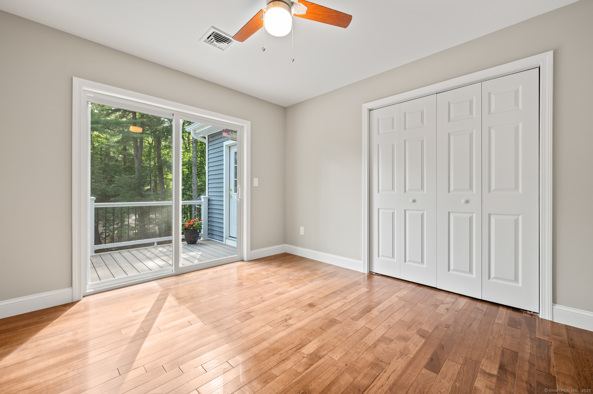 Simsbury, Connecticut, 06092, United States, 4 Bedrooms Bedrooms, ,3 BathroomsBathrooms,Residential,For Sale,1872405