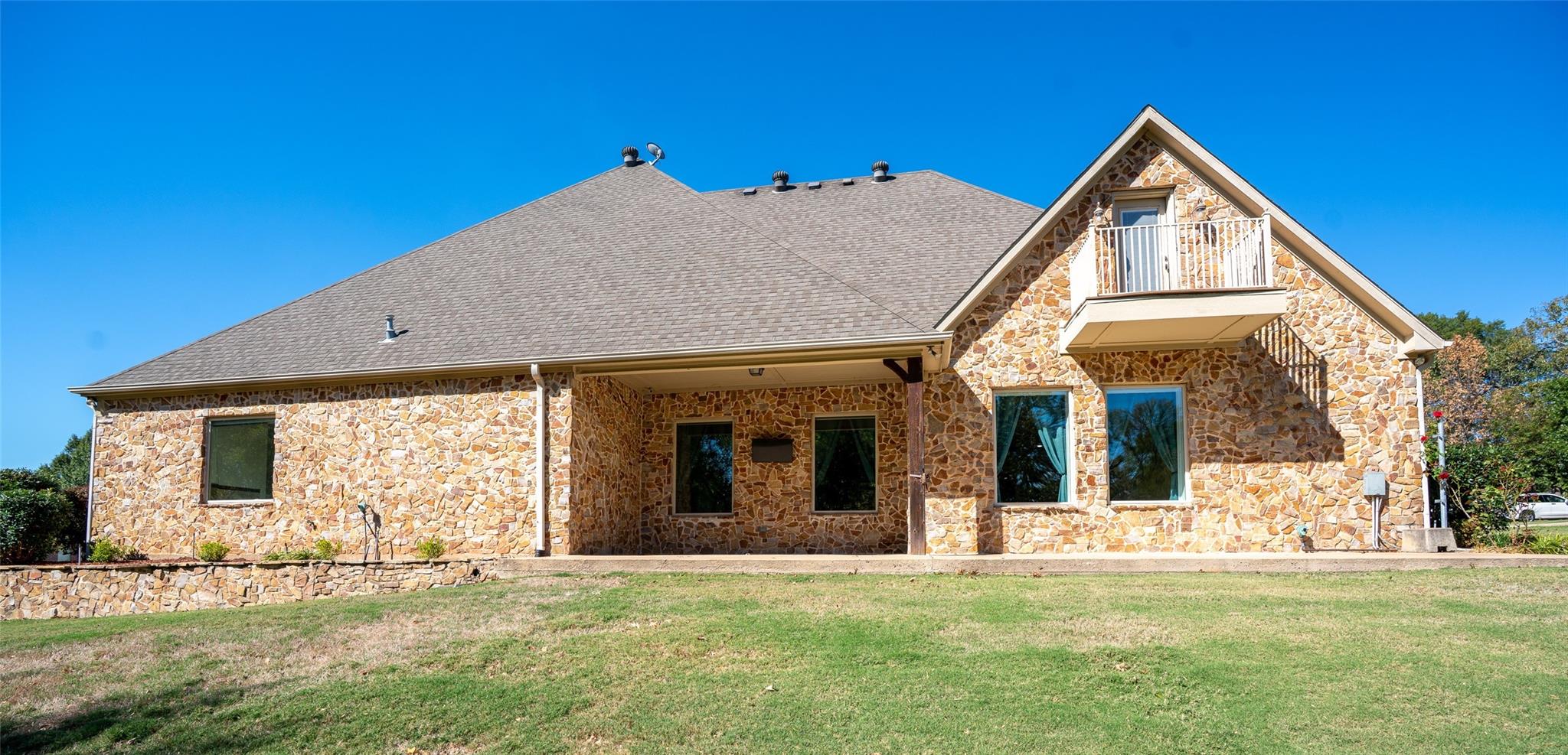 Paris, Texas, 75462, United States, 4 Bedrooms Bedrooms, ,4 BathroomsBathrooms,Residential,For Sale,1979058