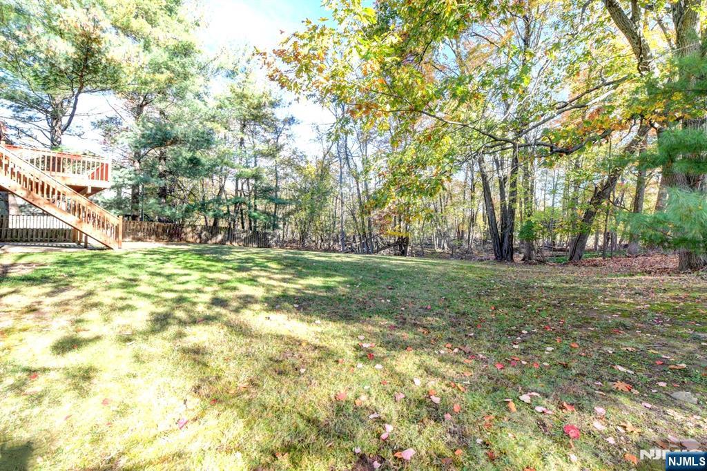 Ramsey, New Jersey, 07446, United States, 3 Bedrooms Bedrooms, ,3 BathroomsBathrooms,Residential,For Sale,1972690