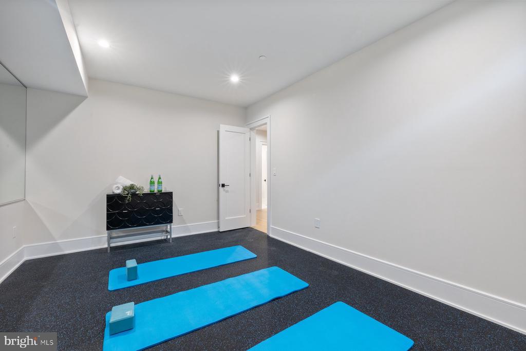 Chevy Chase, Maryland, 20815, United States, 6 Bedrooms Bedrooms, ,7 BathroomsBathrooms,Residential,For Sale,1976530