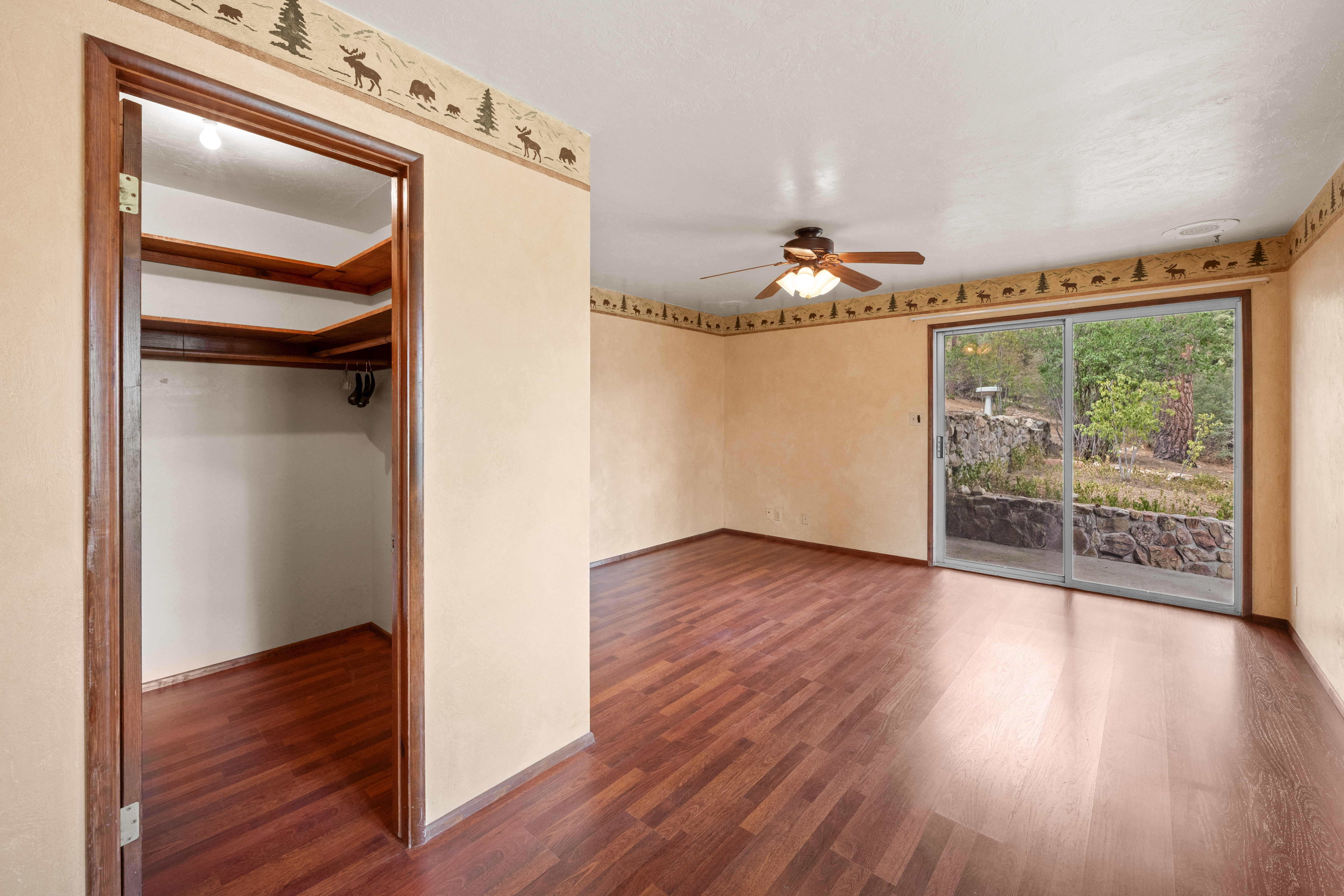  1172 Mound Street, Big Bear City, CA 92314 - 物件實景