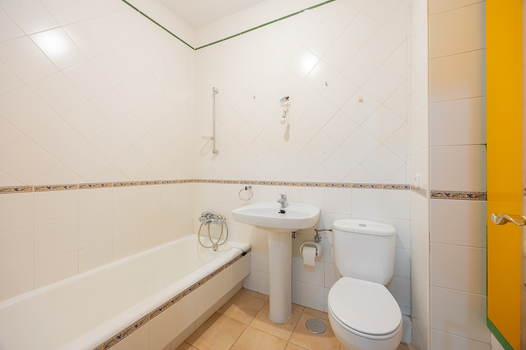  Classic Flat to Renovate - 物件實景