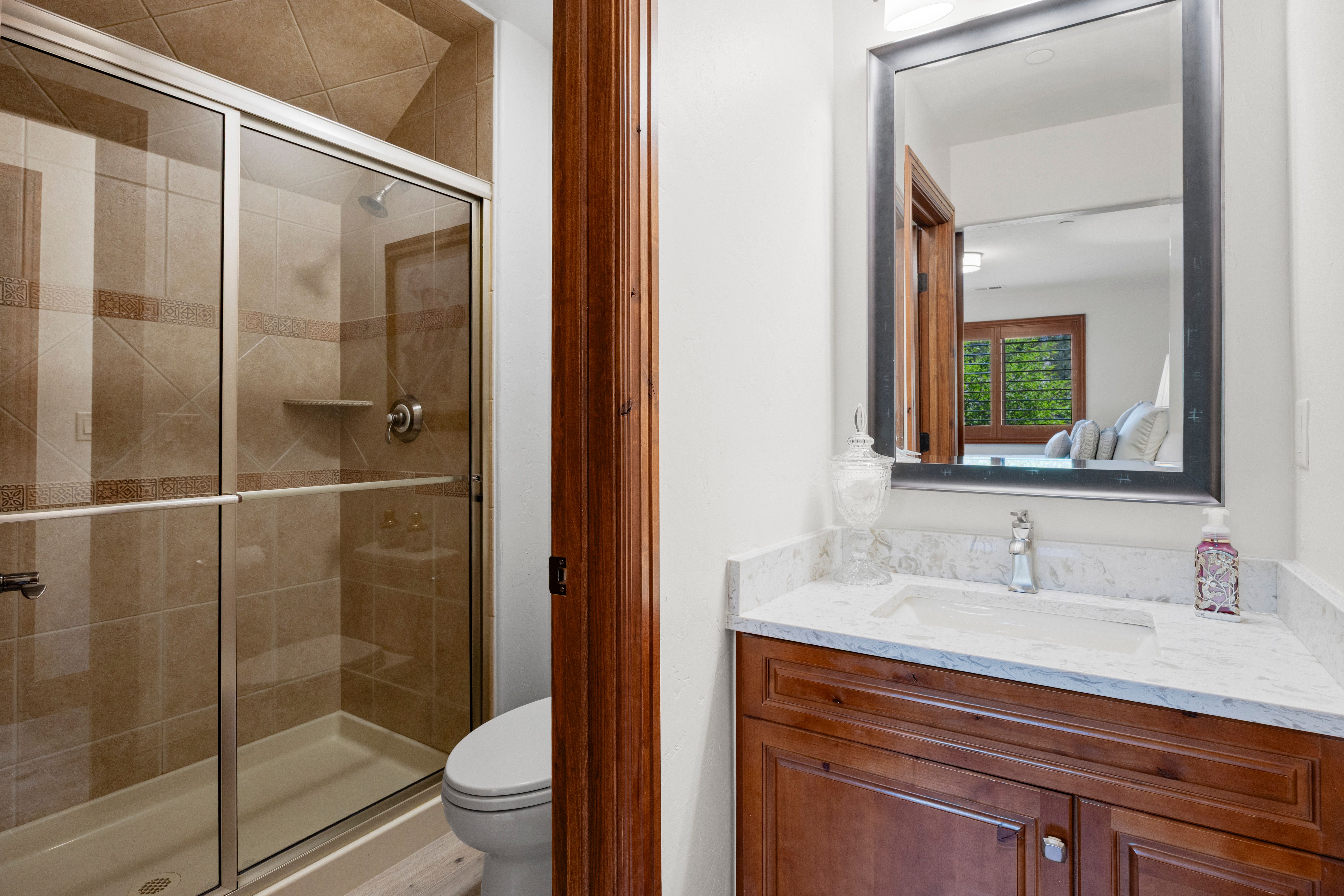  Luxury, No-Maintenance Living with Main-Floor Primary in Castle Pines Village - 物件實景