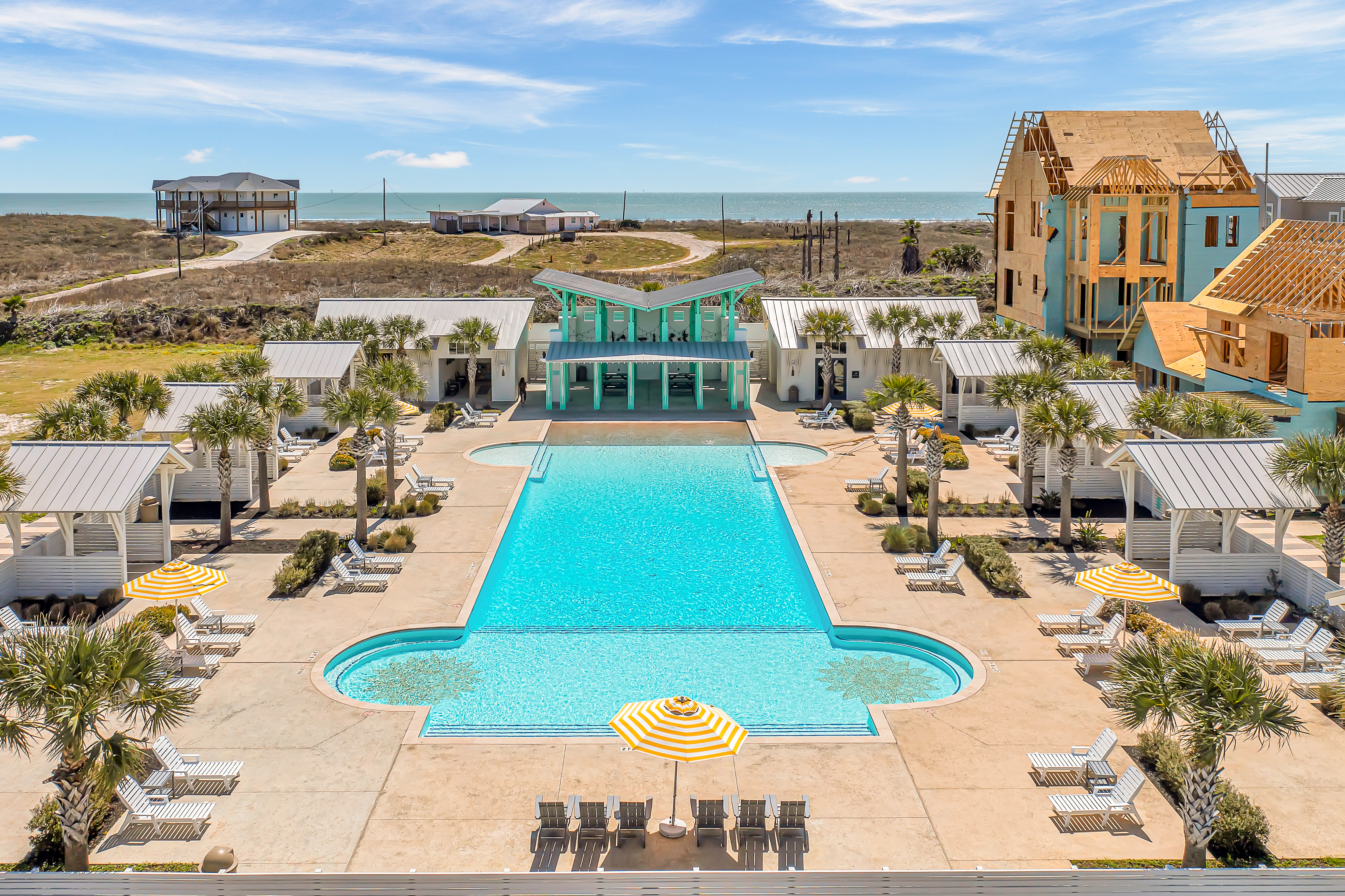  Sunflower Beach Poolside Retreat - 物件實景